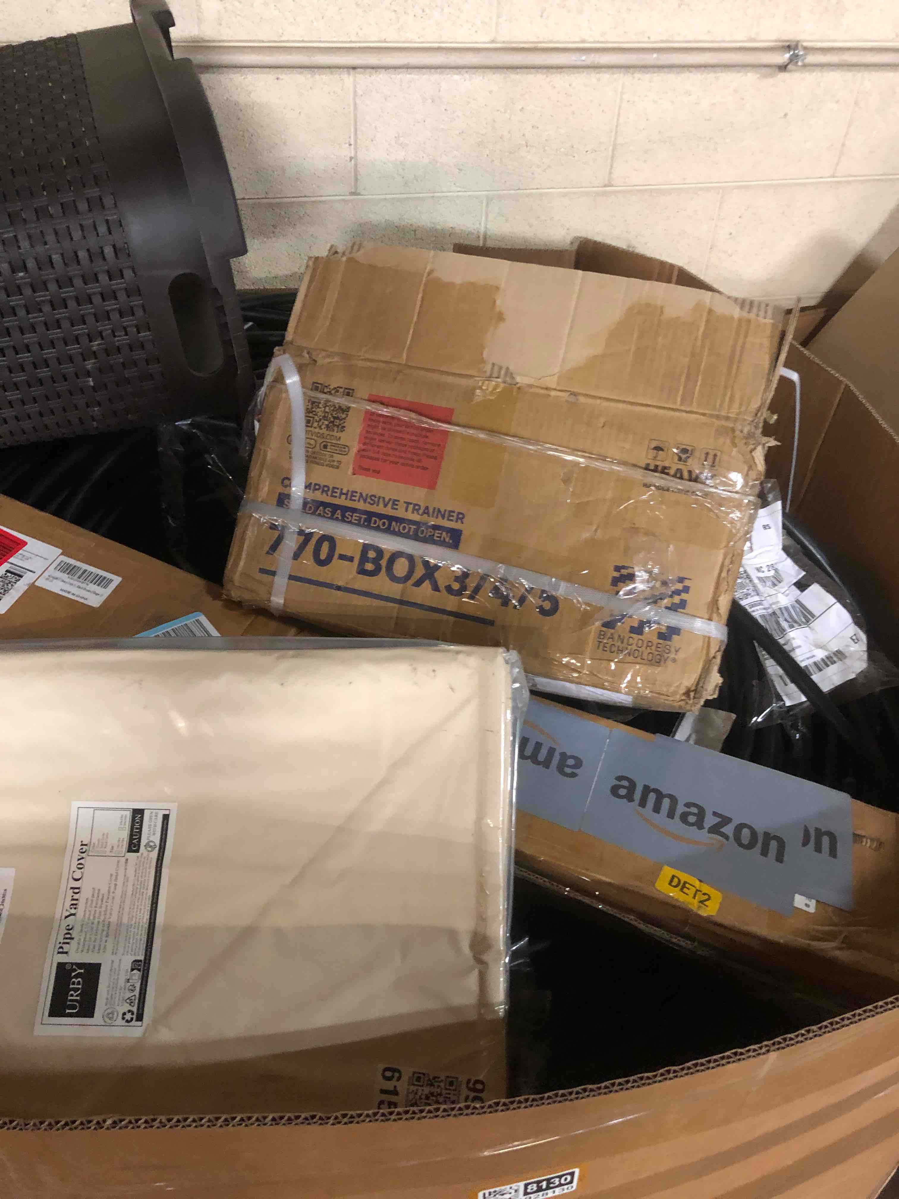https://s3.amazonaws.com/lotting-images-prod/phillipi/BRN1928130_1752603478113.jpeg