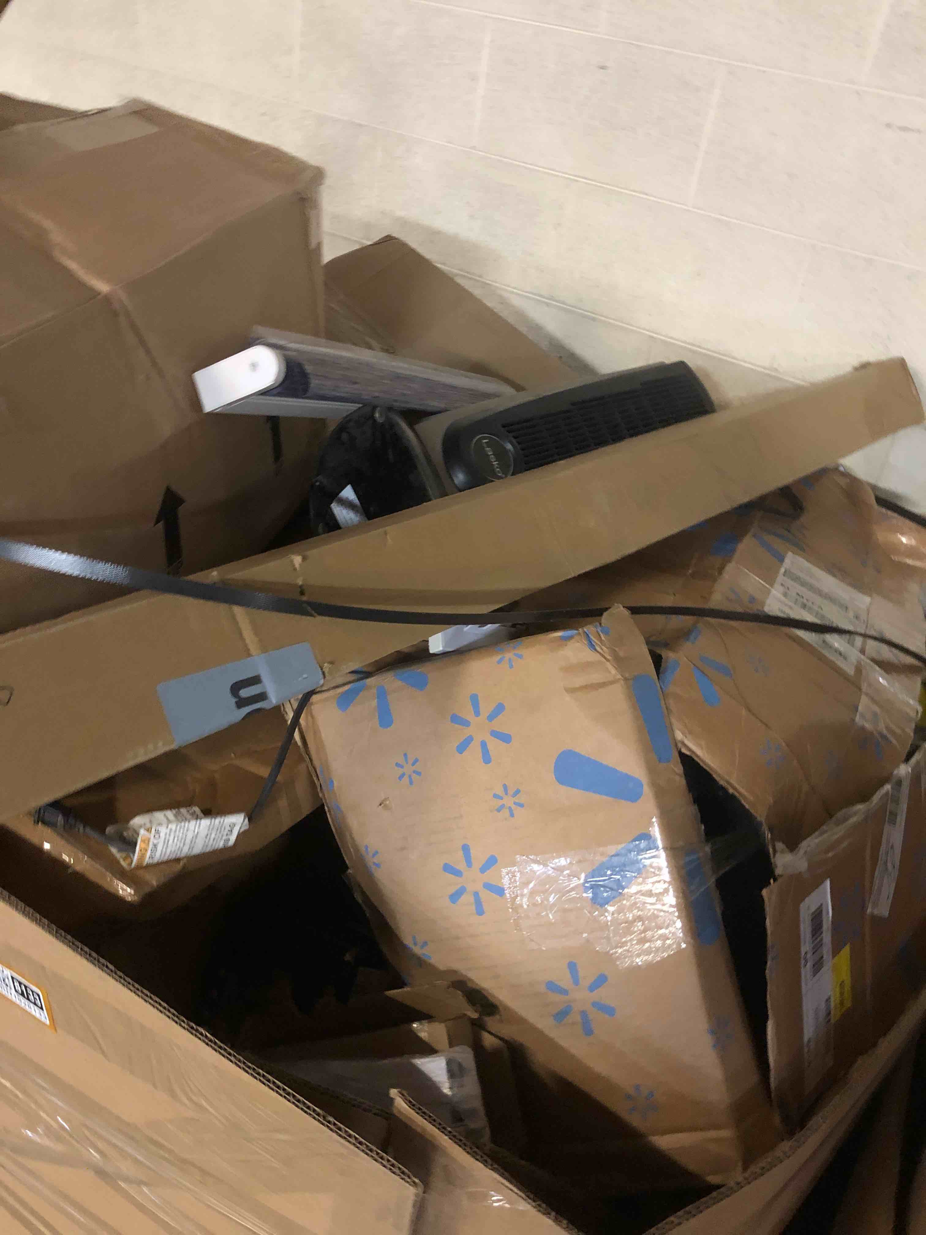 https://s3.amazonaws.com/lotting-images-prod/phillipi/BRN1928133_1752603636105.jpeg