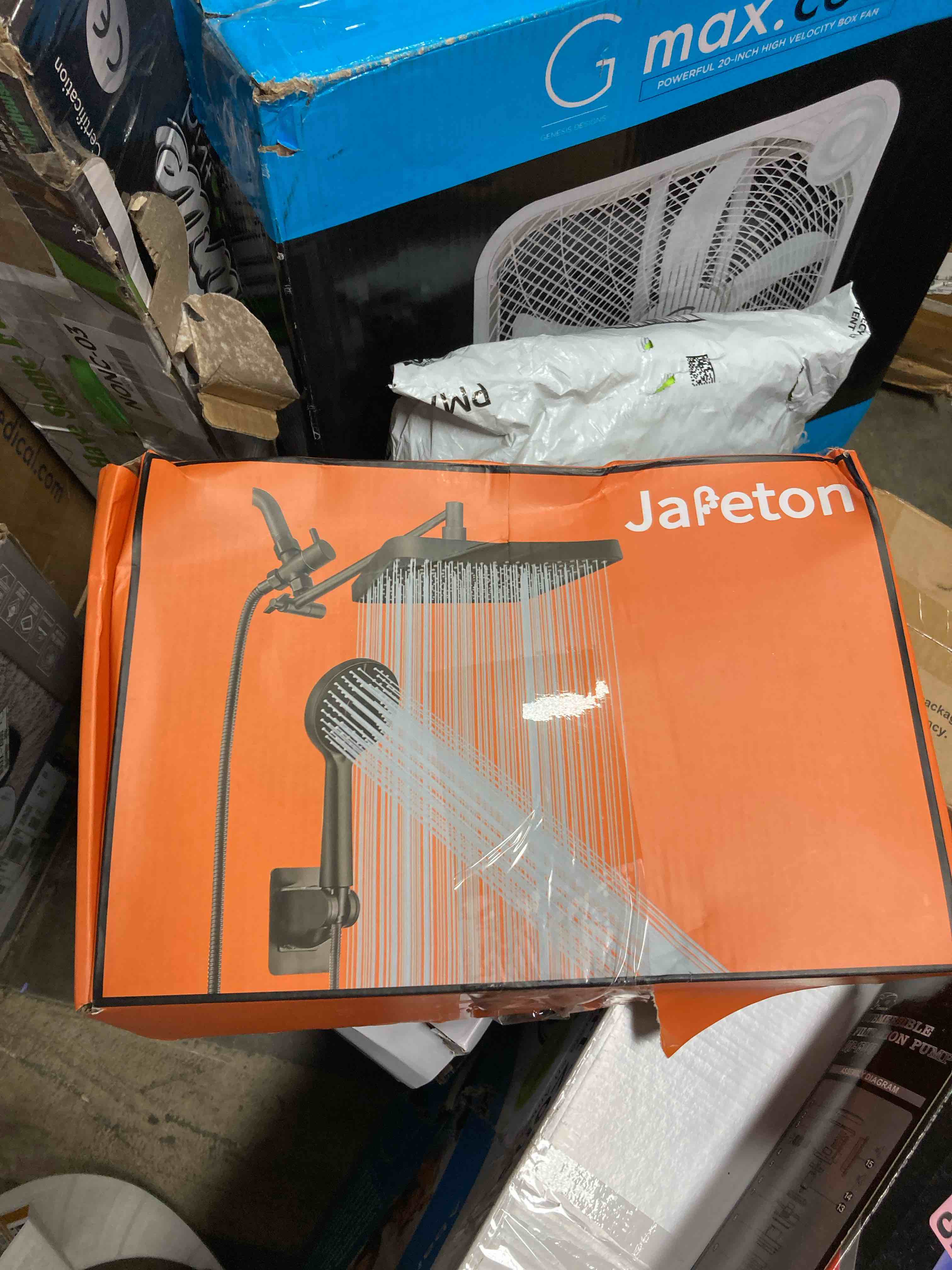 https://s3.amazonaws.com/lotting-images-prod/phillipi/BRN1928140_1752585126587.jpeg