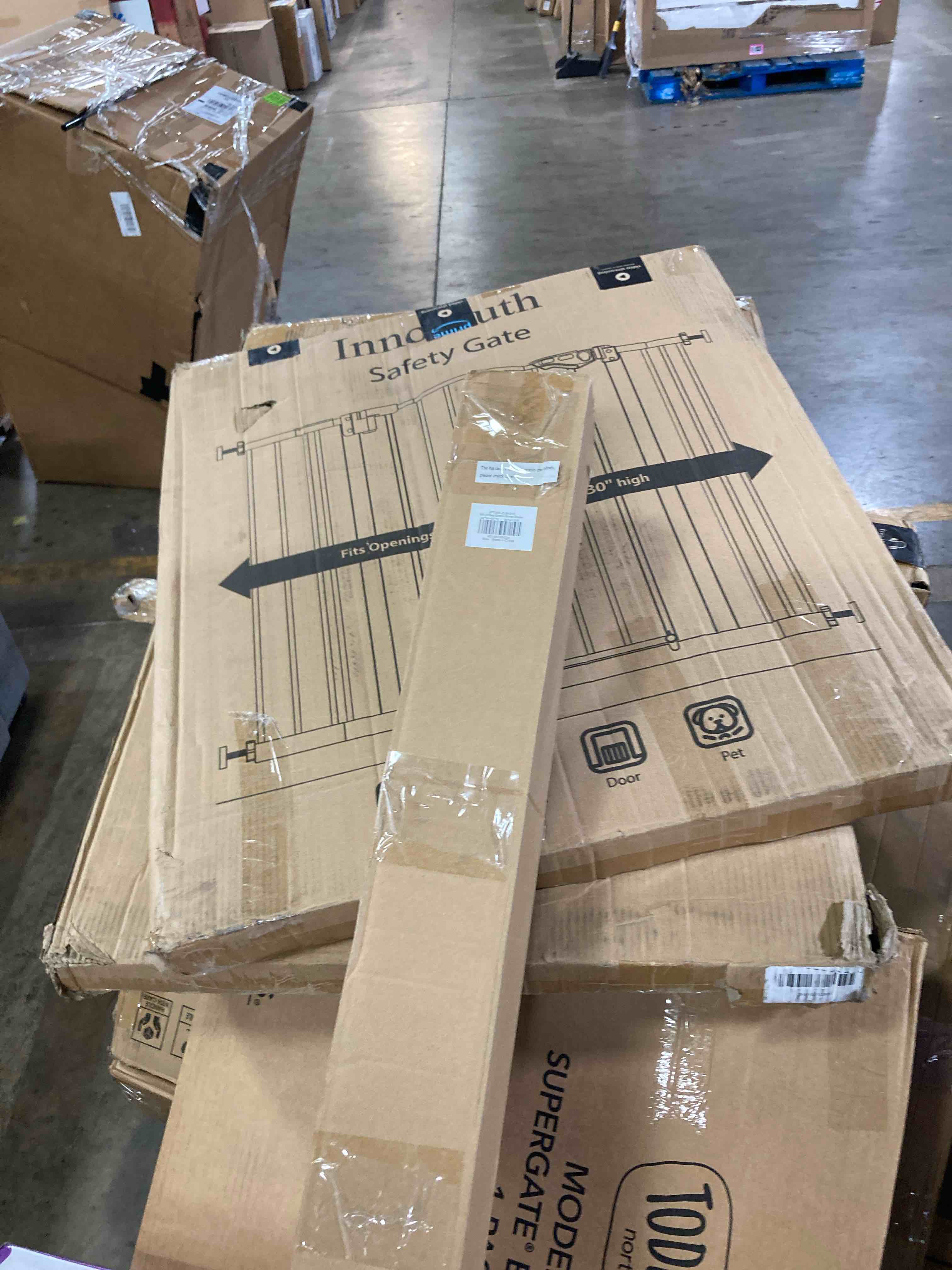 https://s3.amazonaws.com/lotting-images-prod/phillipi/BRN1928308_1752775676008.jpeg