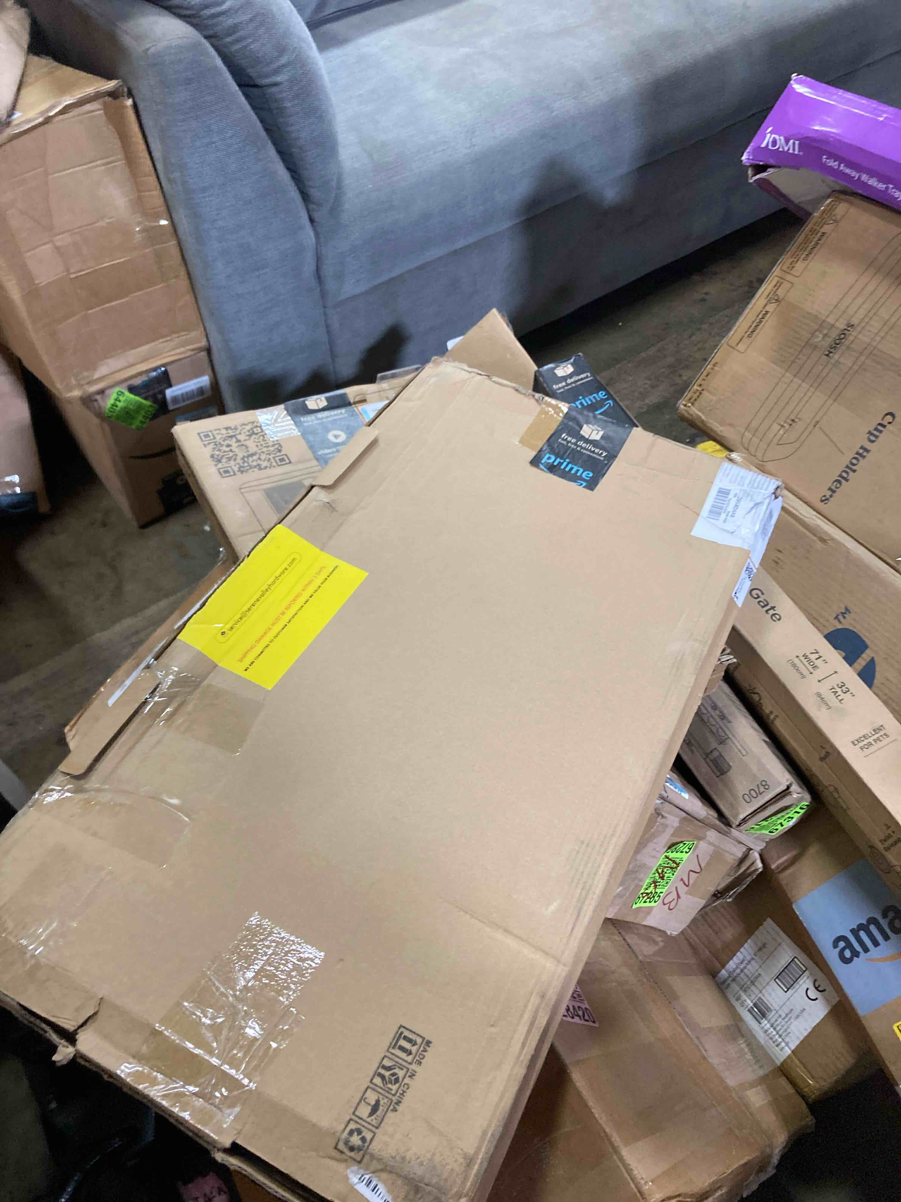 https://s3.amazonaws.com/lotting-images-prod/phillipi/BRN1928315_1752775168639.jpeg