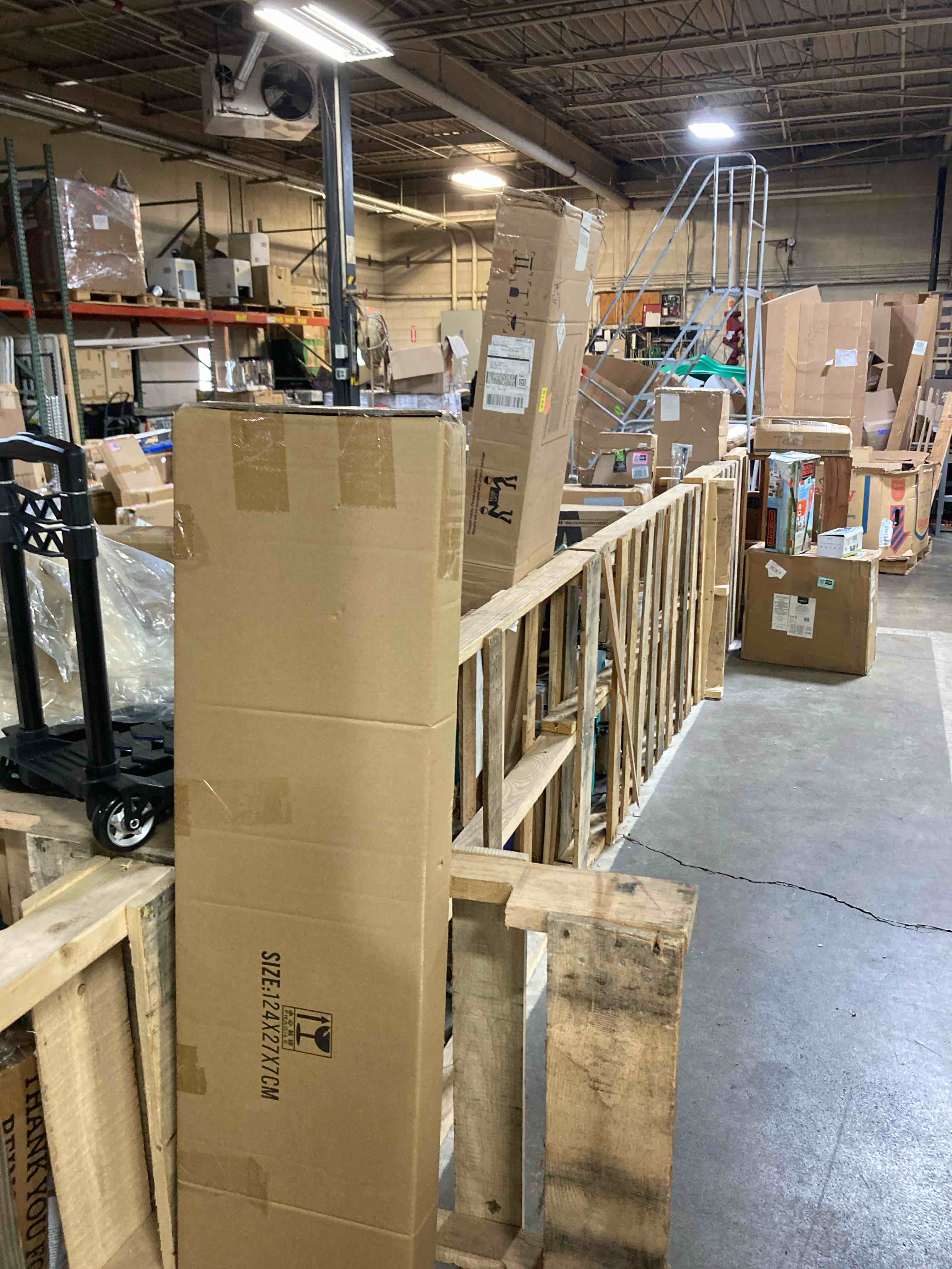 https://s3.amazonaws.com/lotting-images-prod/phillipi/BRN1928320_1752774874979.jpeg