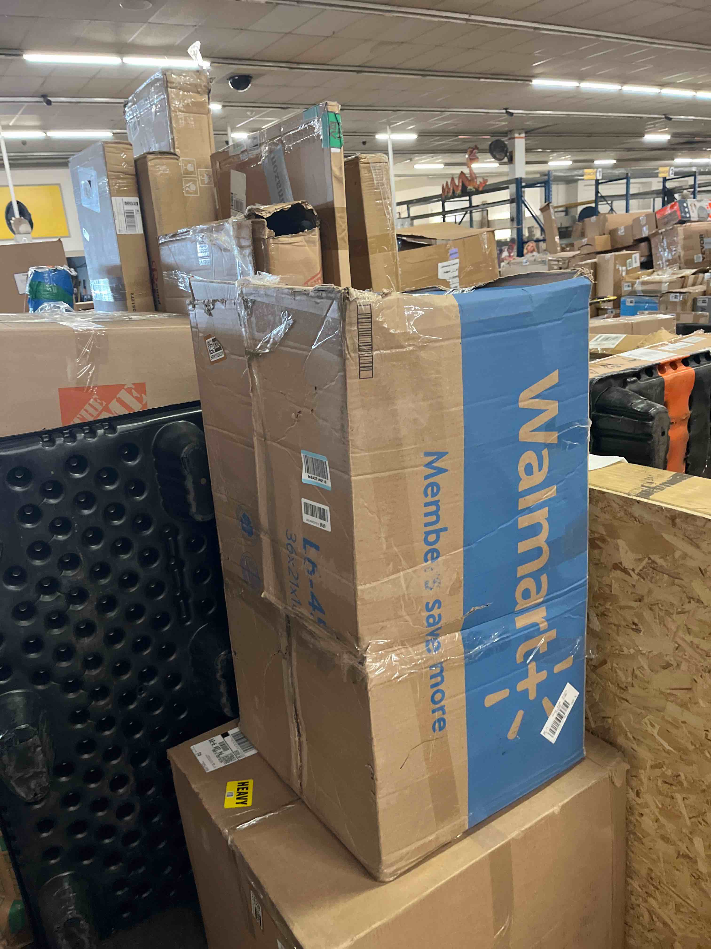 https://s3.amazonaws.com/lotting-images-prod/phillipi/BRN1928324_1756226017651.jpeg