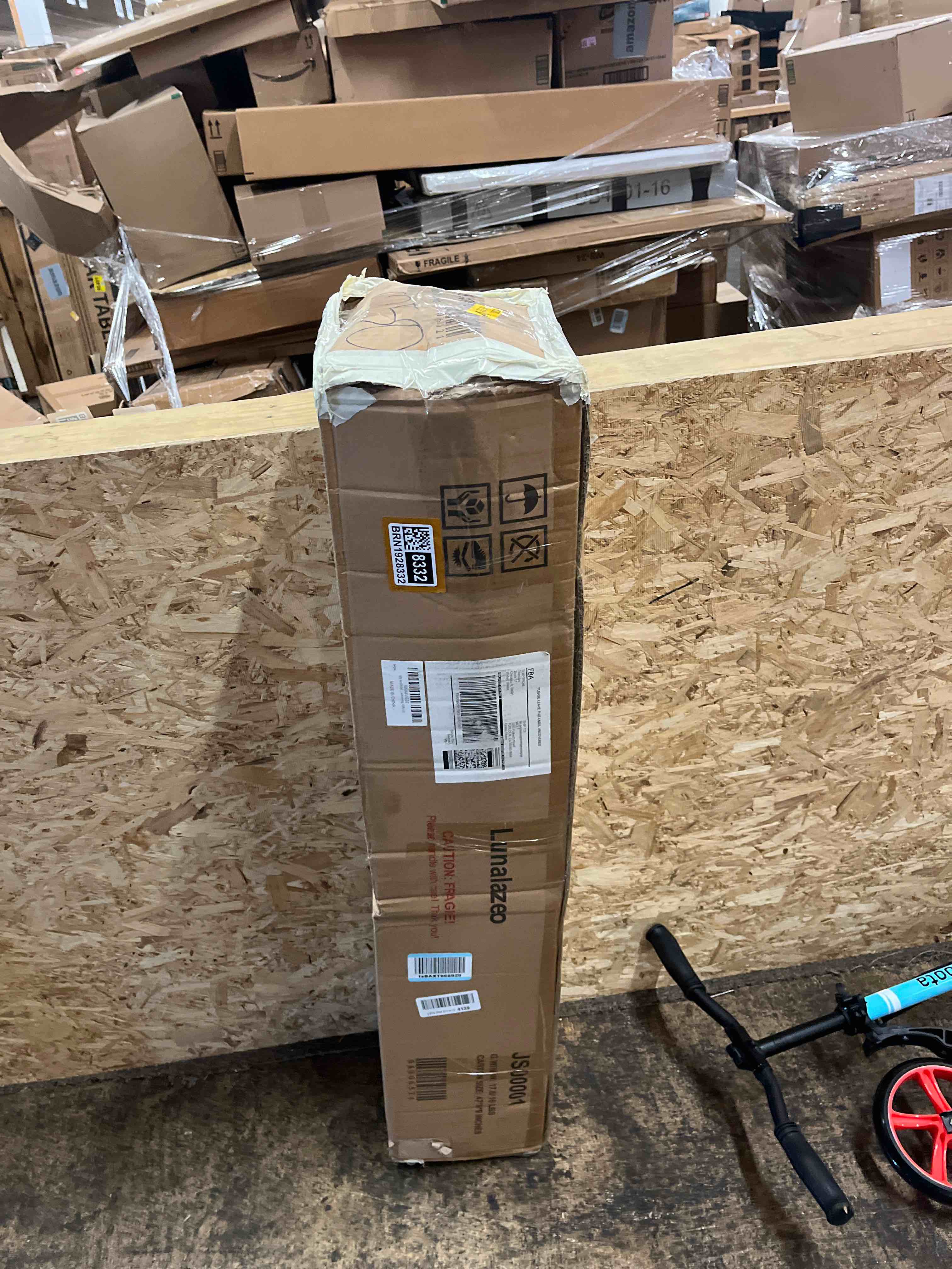 https://s3.amazonaws.com/lotting-images-prod/phillipi/BRN1928332_1756225562110.jpeg