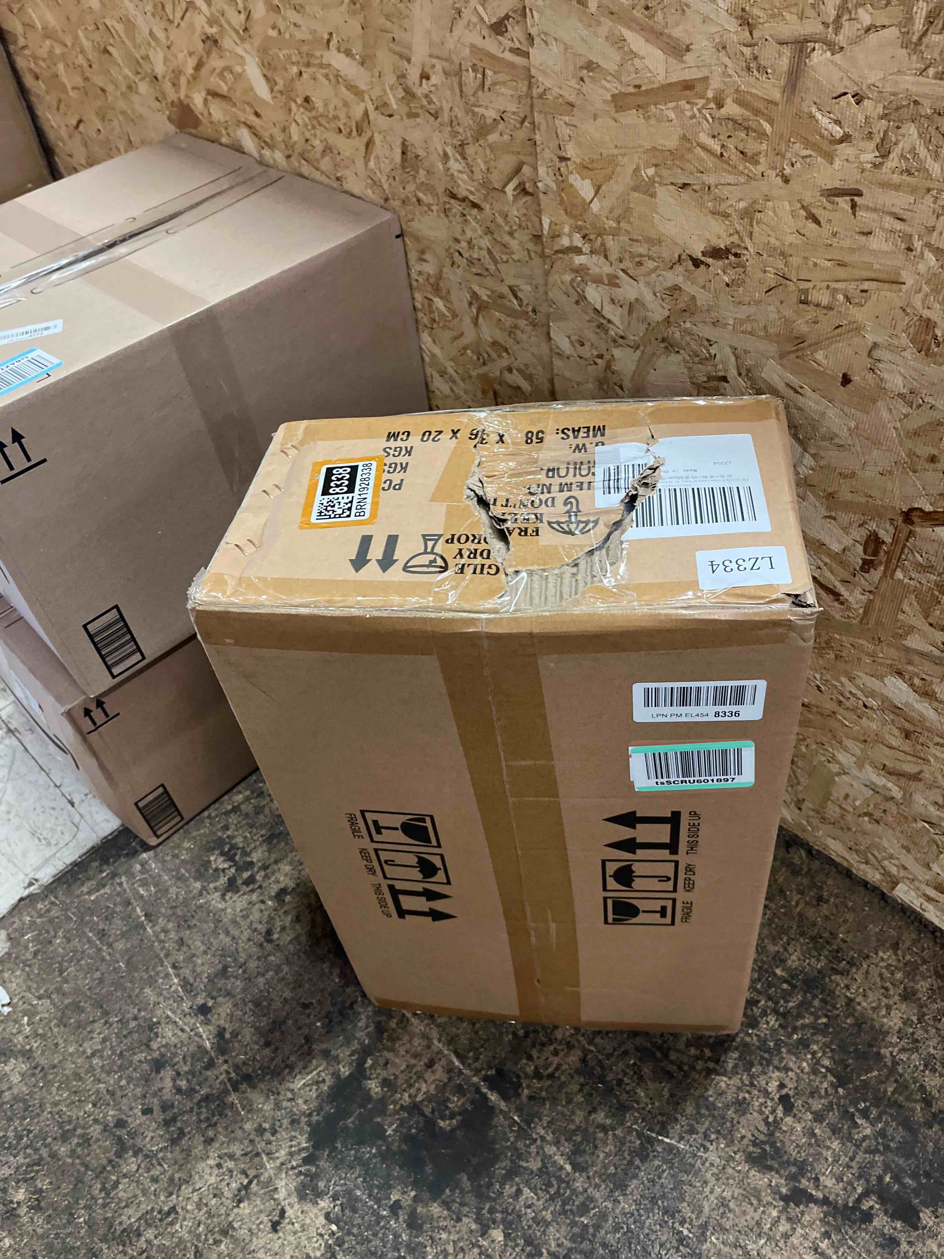 https://s3.amazonaws.com/lotting-images-prod/phillipi/BRN1928338_1756227335349.jpeg