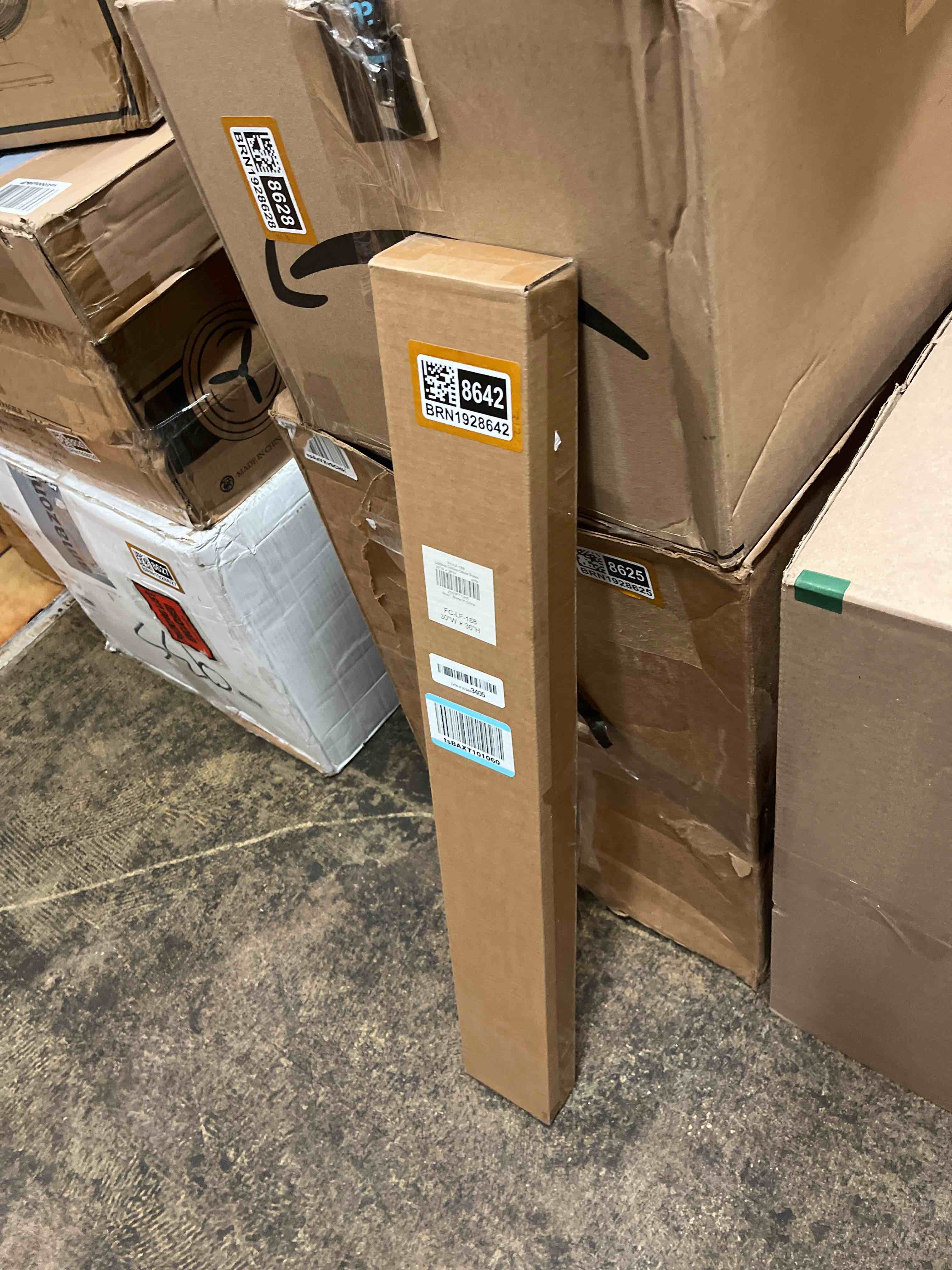 https://s3.amazonaws.com/lotting-images-prod/phillipi/BRN1928642_1756393987829.jpeg