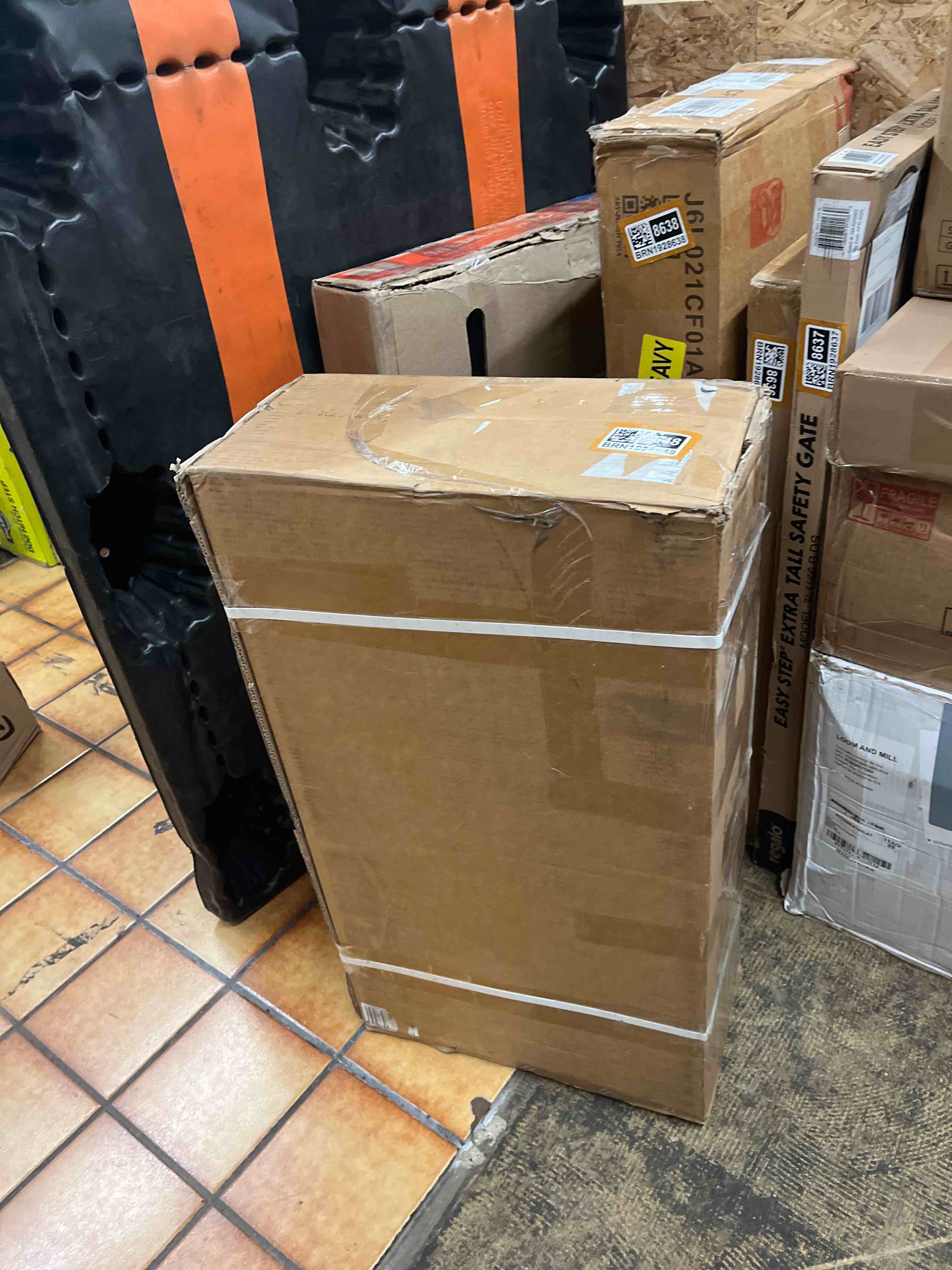 https://s3.amazonaws.com/lotting-images-prod/phillipi/BRN1928648_1756394821405.jpeg