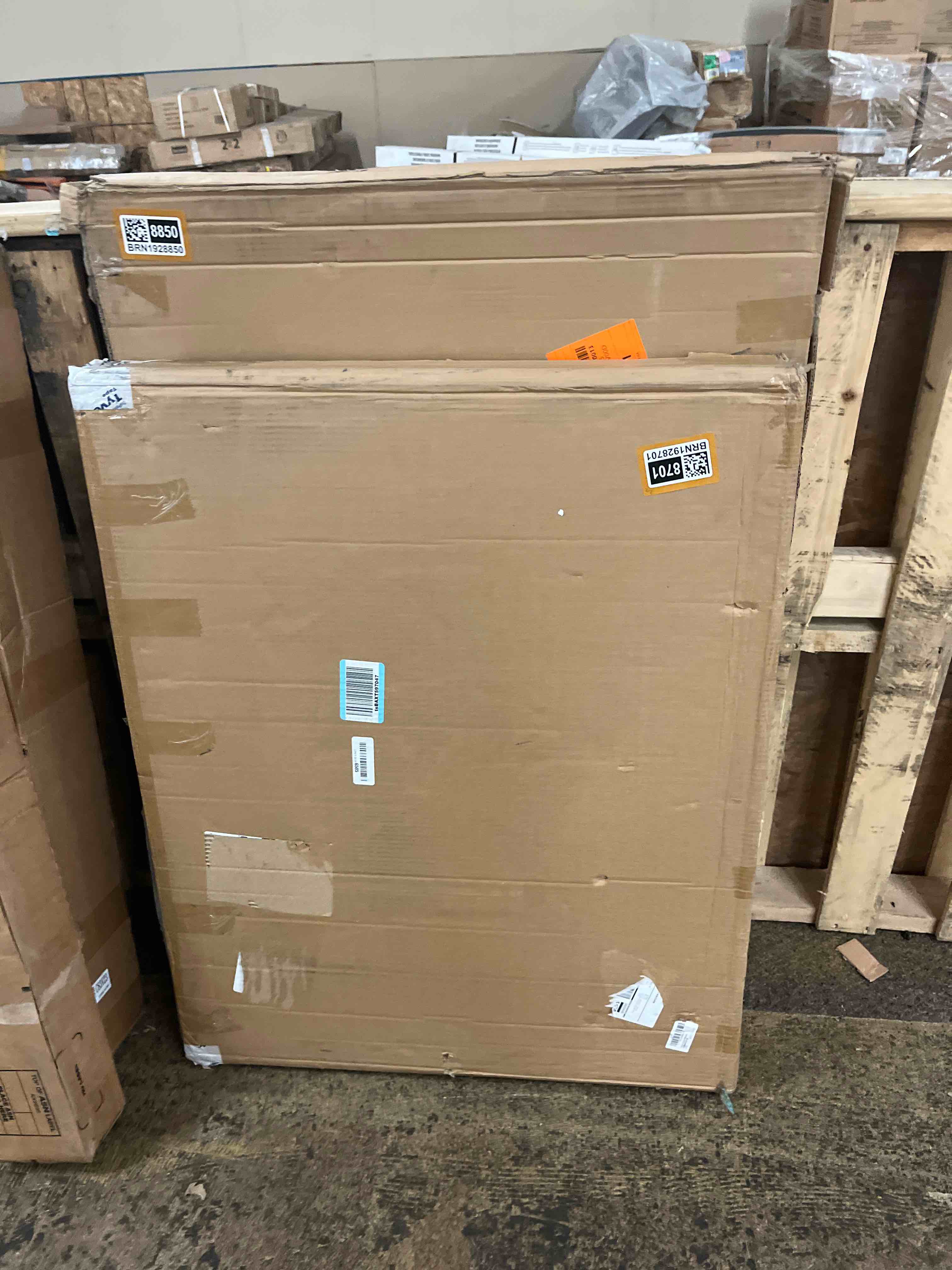 https://s3.amazonaws.com/lotting-images-prod/phillipi/BRN1928701_1756485899113.jpeg