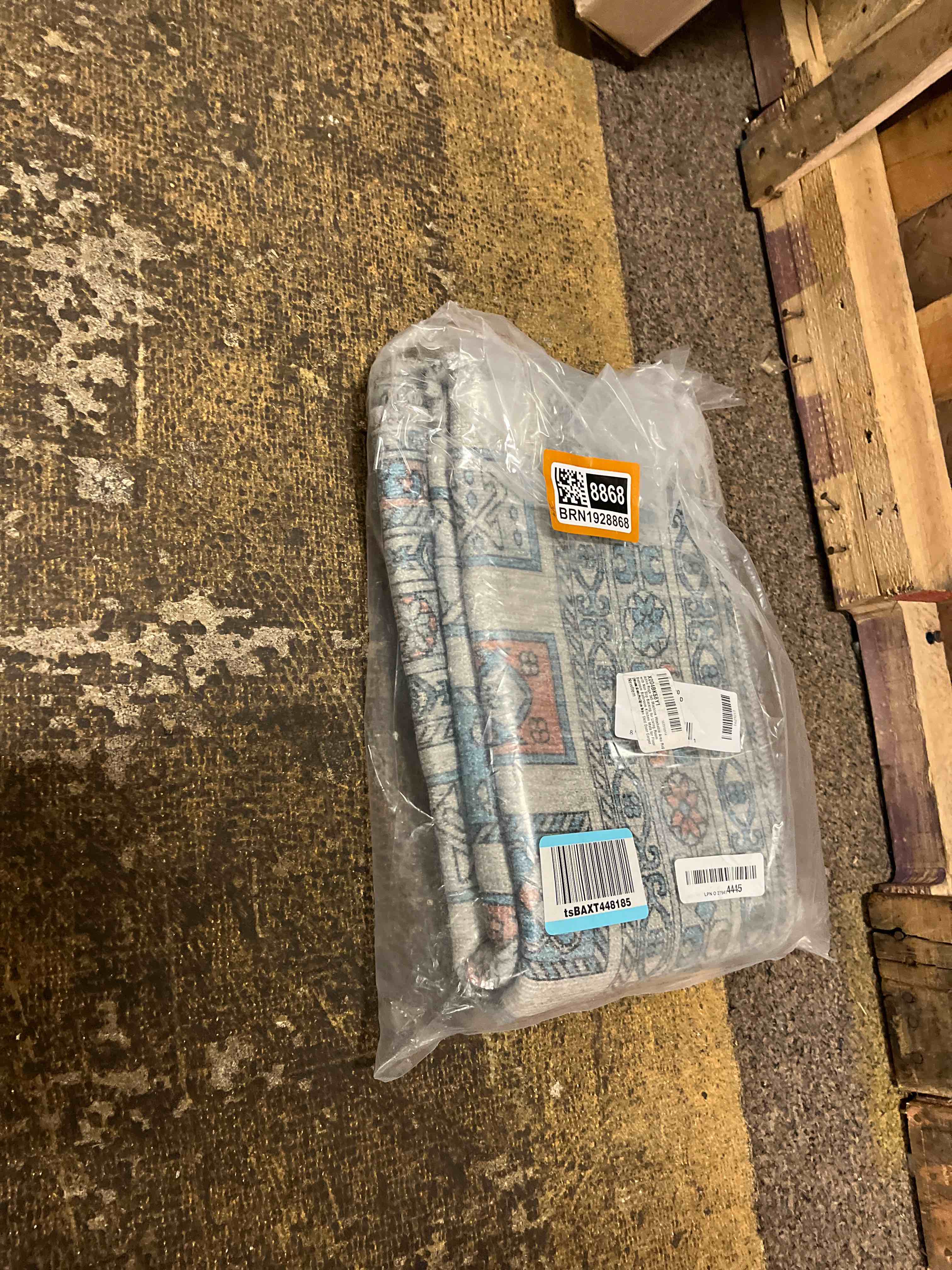https://s3.amazonaws.com/lotting-images-prod/phillipi/BRN1928868_1756478129153.jpeg