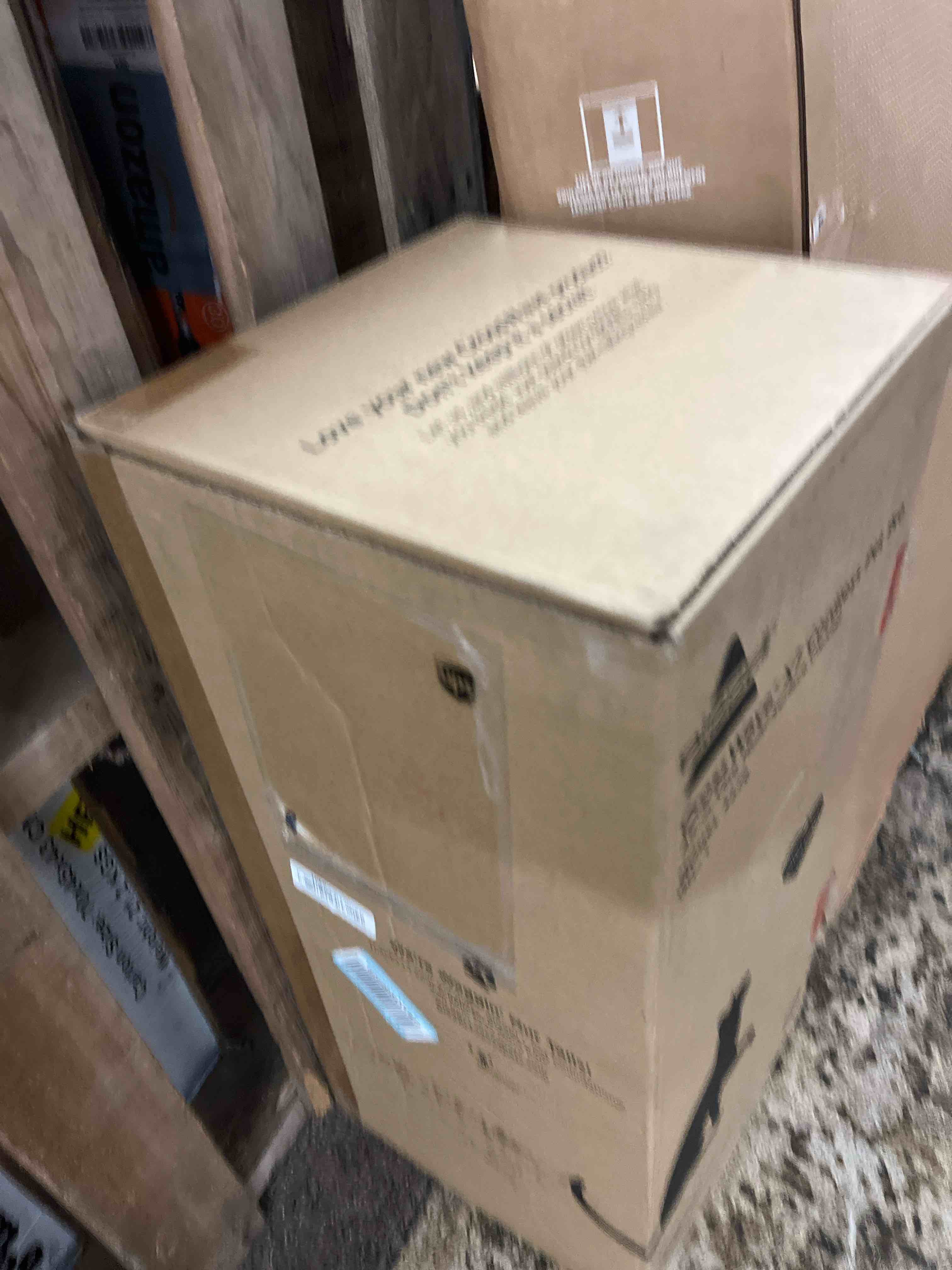 https://s3.amazonaws.com/lotting-images-prod/phillipi/BRN1928927_1756482347659.jpeg