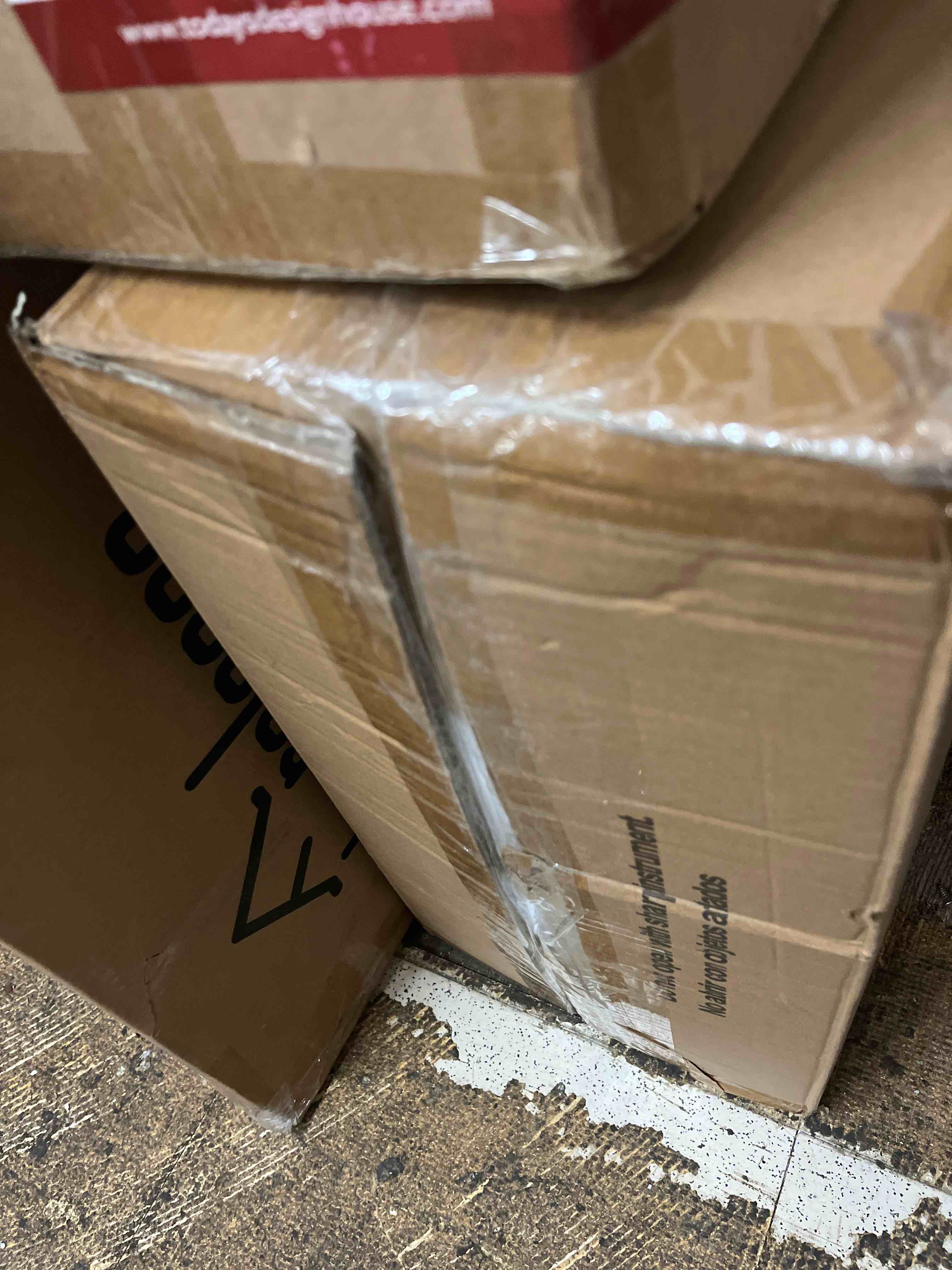 https://s3.amazonaws.com/lotting-images-prod/phillipi/BRN1928938_1756479426454.jpeg