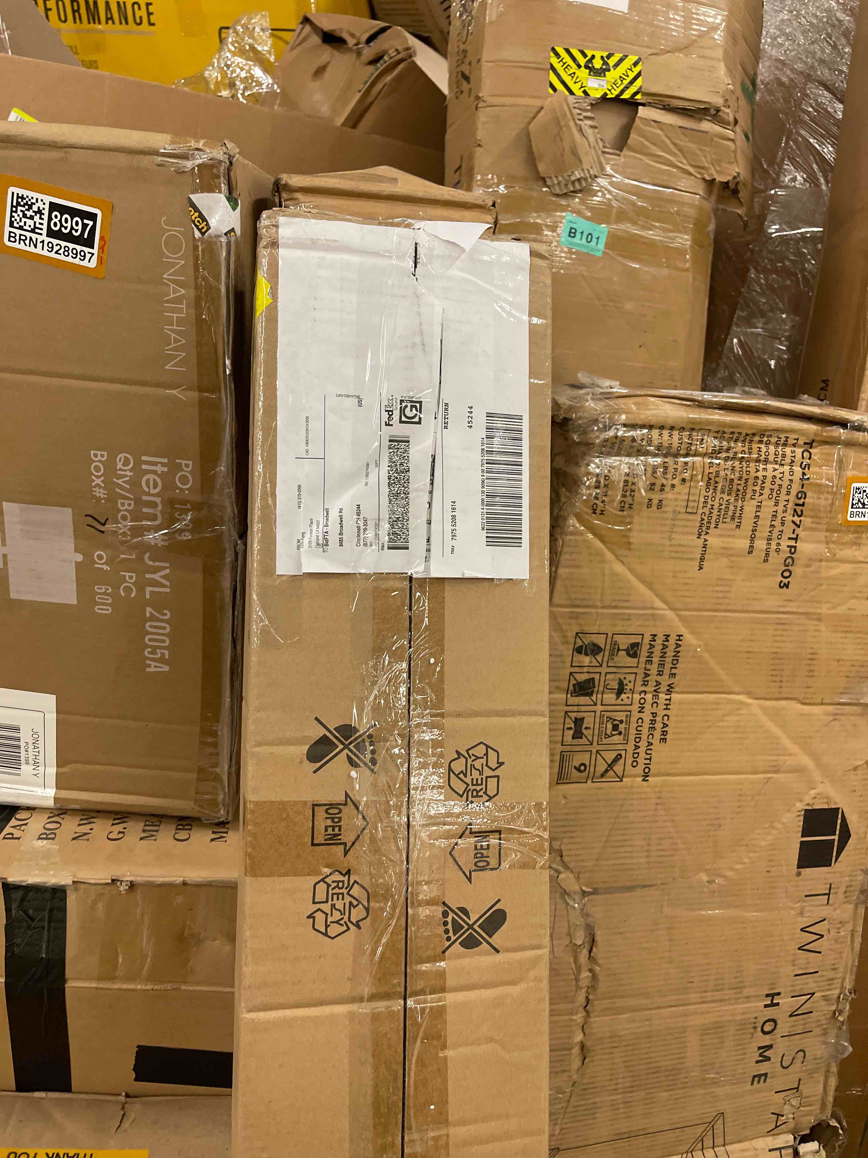 https://s3.amazonaws.com/lotting-images-prod/phillipi/BRN1928996_1757526768141.jpeg