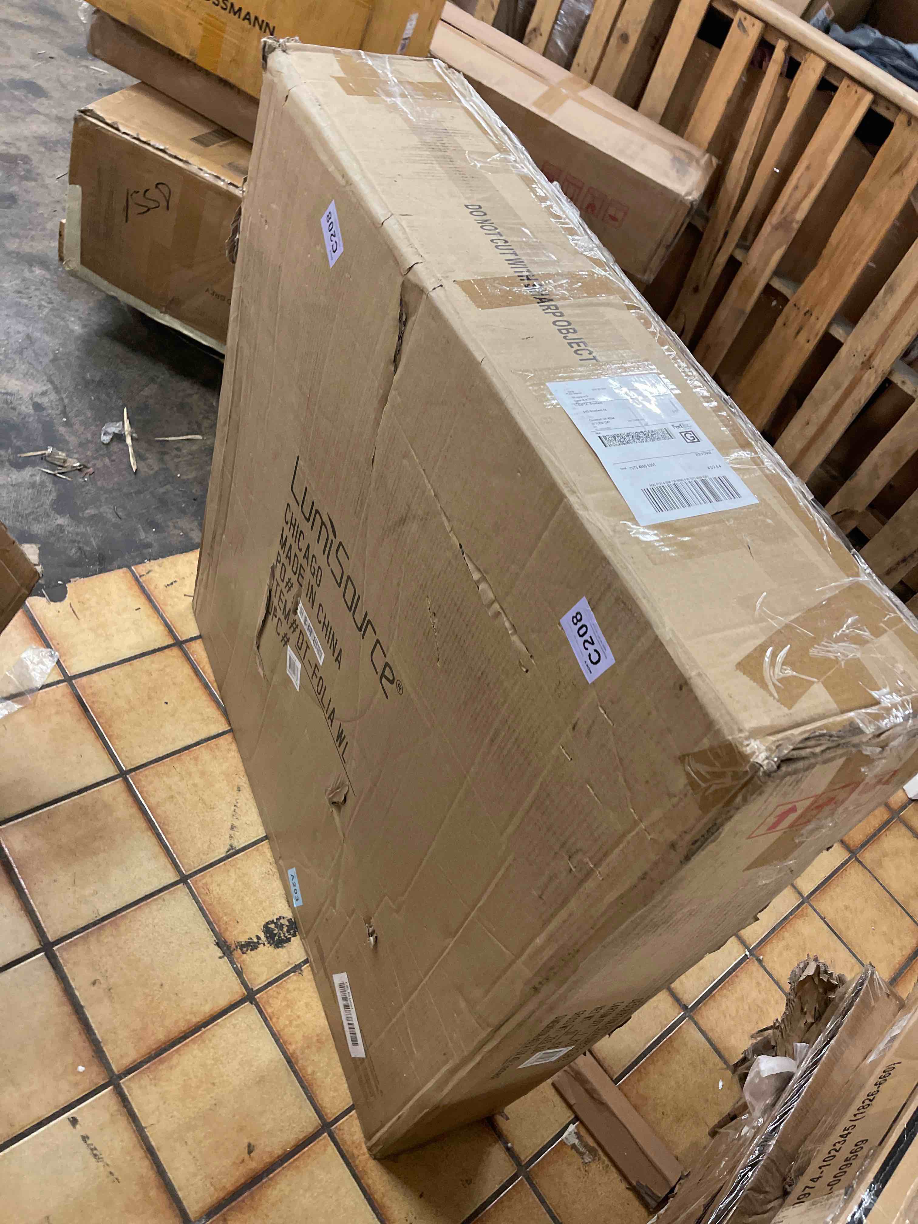 https://s3.amazonaws.com/lotting-images-prod/phillipi/BRN1929082_1758042148361.jpeg