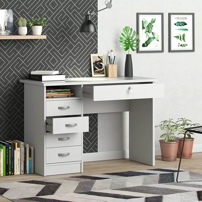 Channay Desk