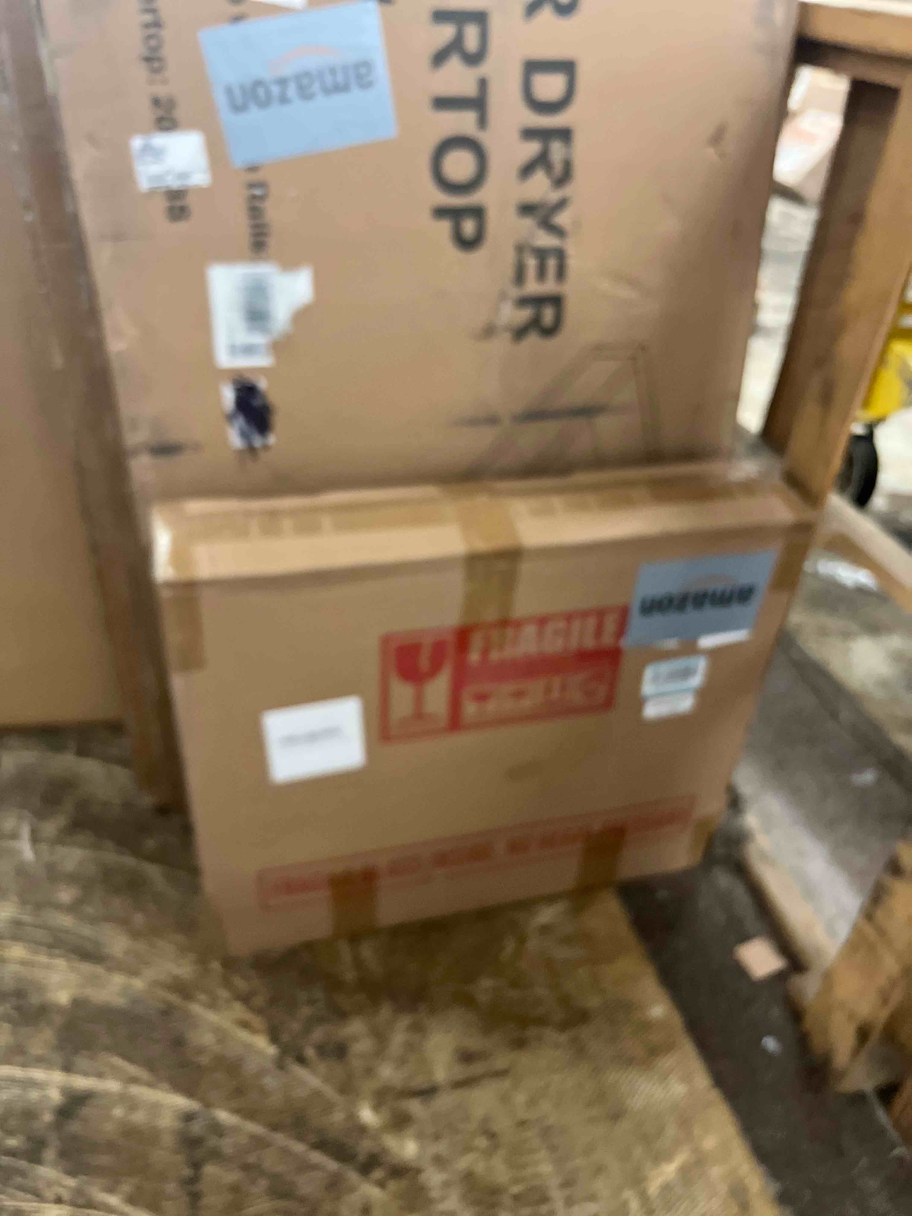 https://s3.amazonaws.com/lotting-images-prod/phillipi/BRN1929152_1758584372703.jpeg