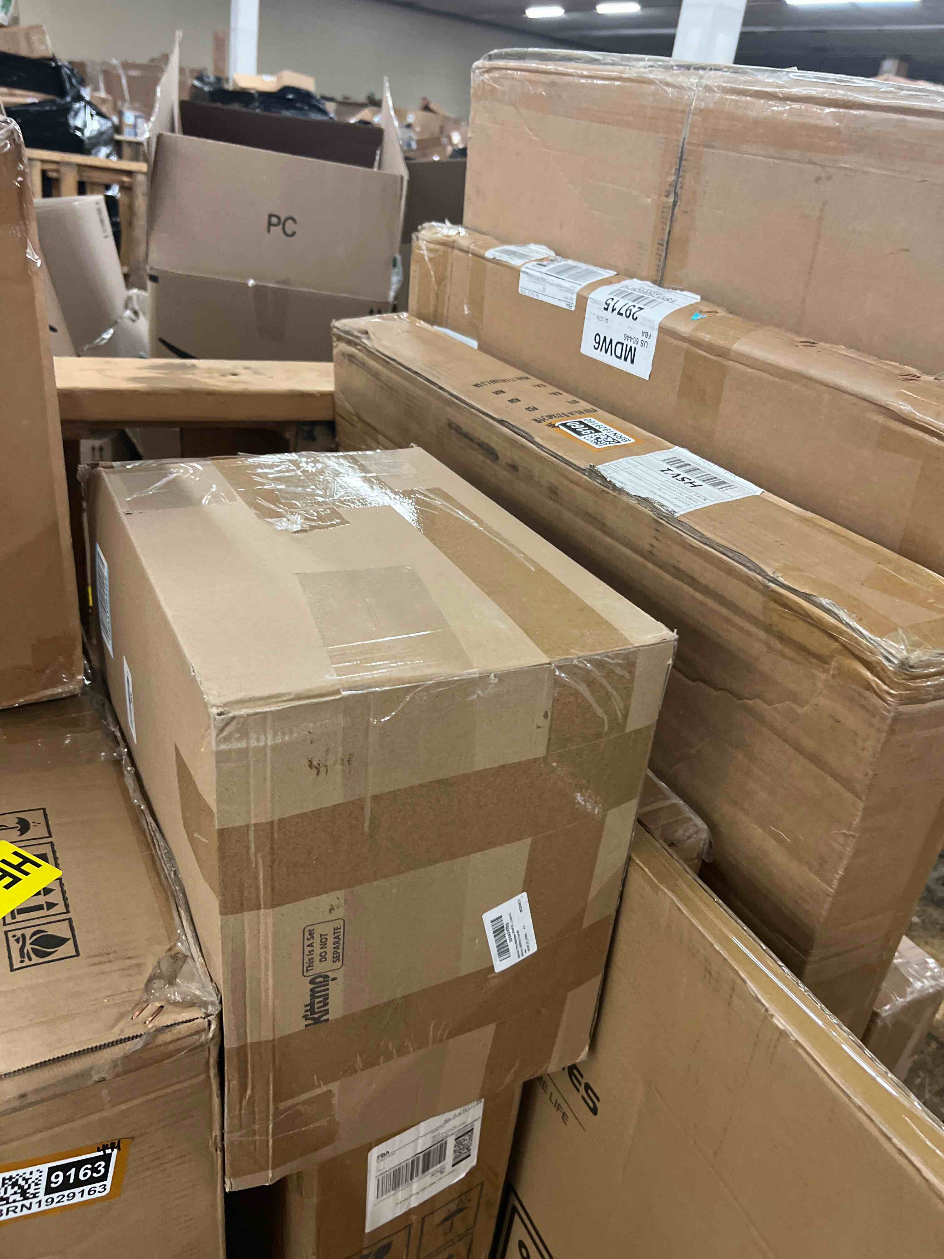 https://s3.amazonaws.com/lotting-images-prod/phillipi/BRN1929153_1758584308589.jpeg