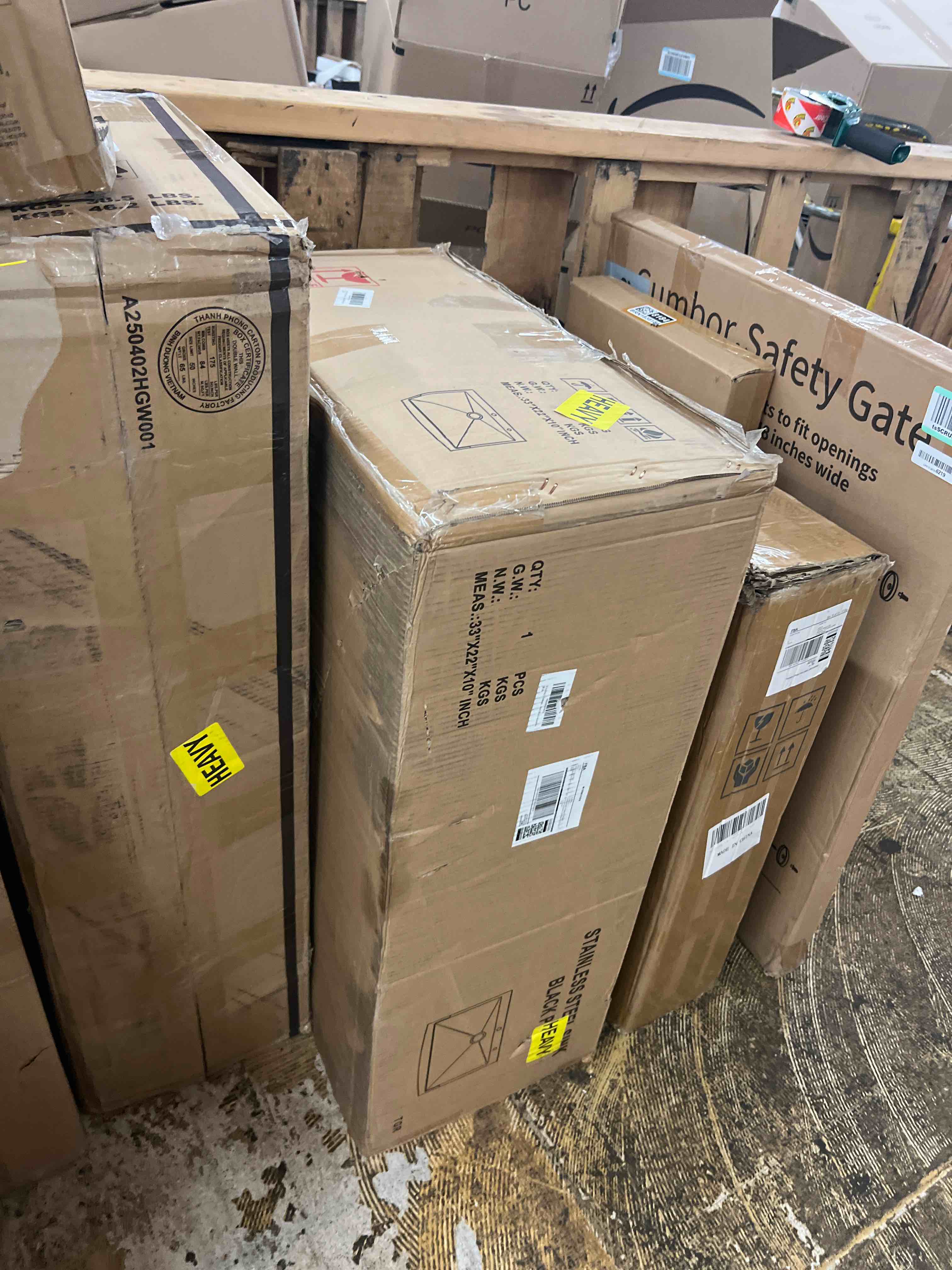 https://s3.amazonaws.com/lotting-images-prod/phillipi/BRN1929163_1758583639700.jpeg