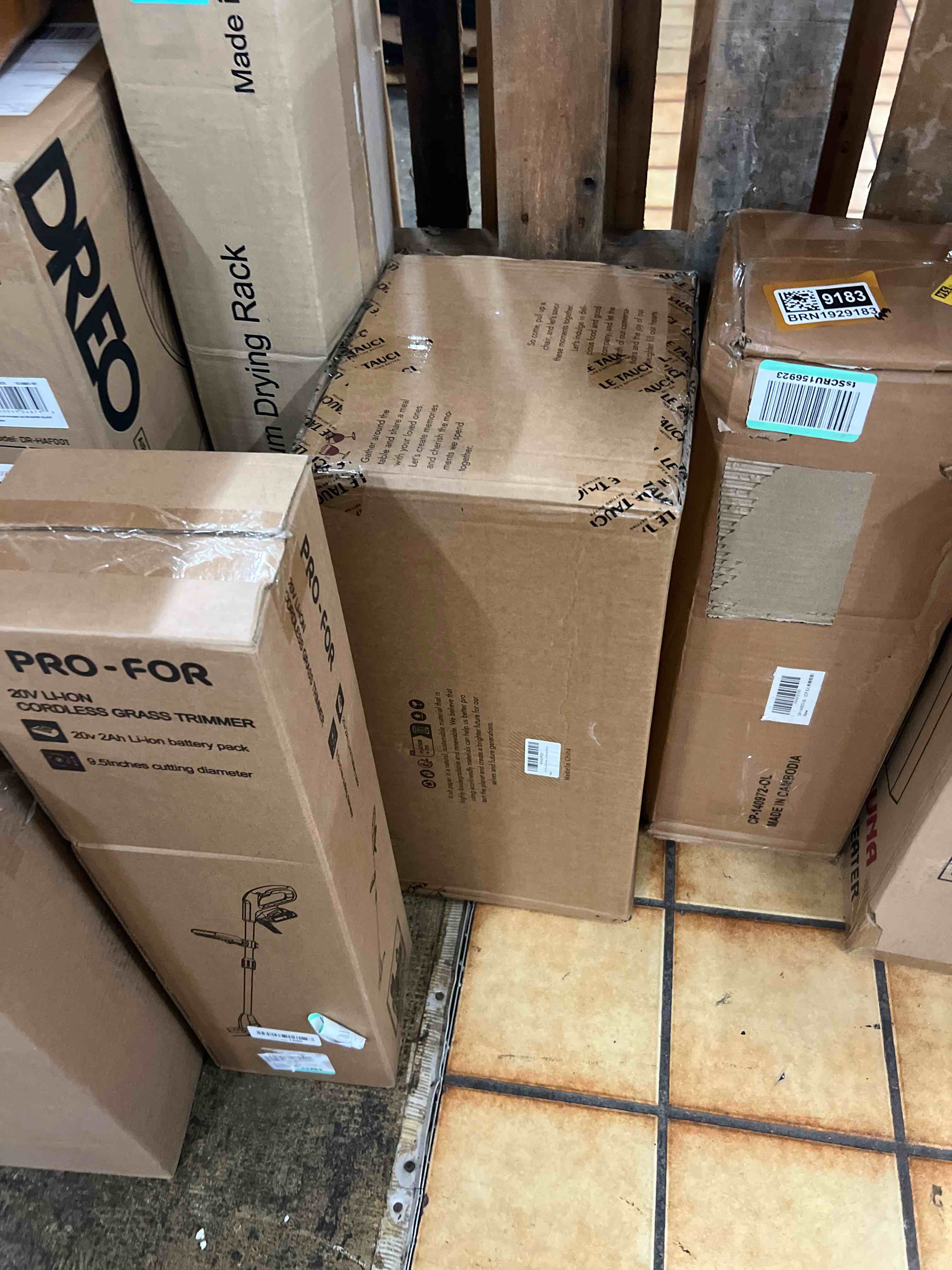 https://s3.amazonaws.com/lotting-images-prod/phillipi/BRN1929180_1758635740858.jpeg