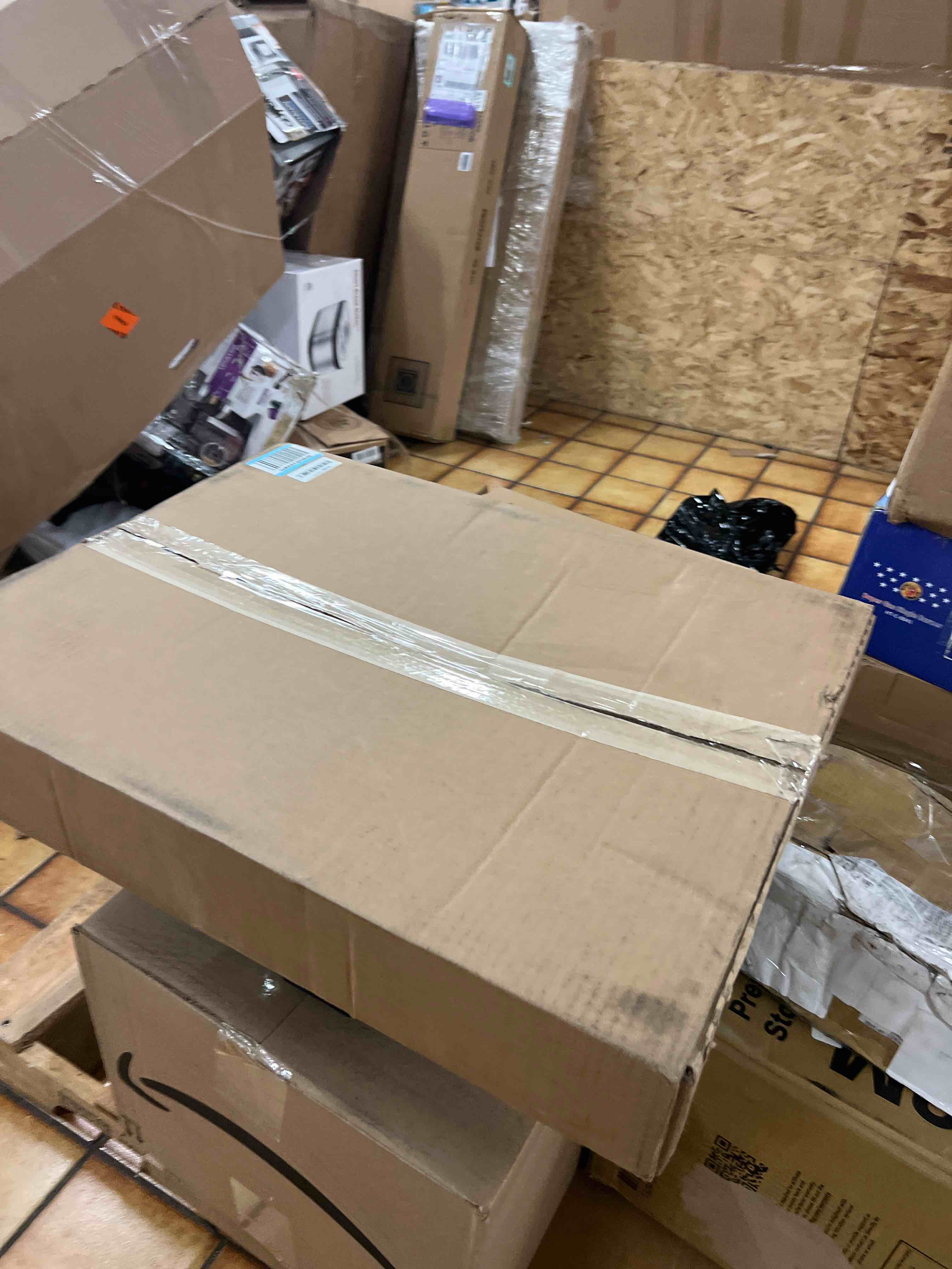 https://s3.amazonaws.com/lotting-images-prod/phillipi/BRN1929186_1758634932863.jpeg