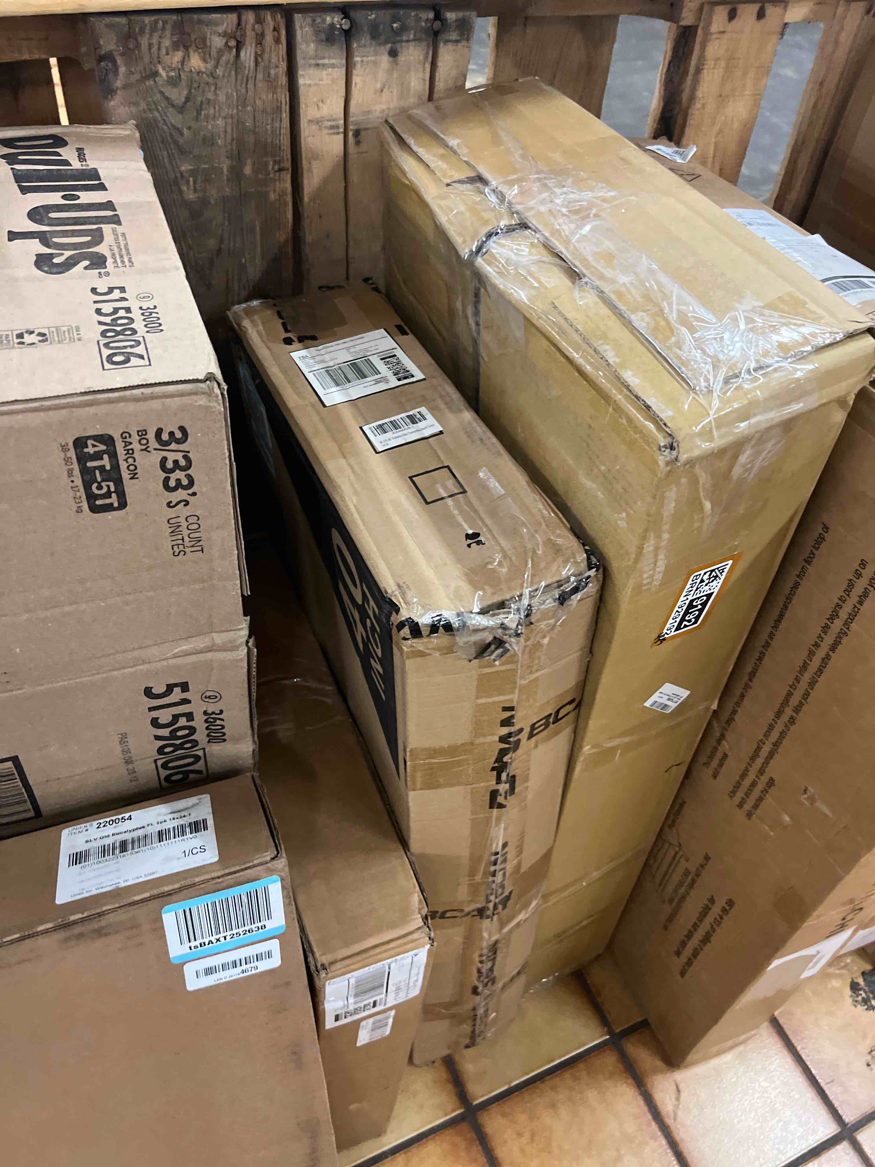 https://s3.amazonaws.com/lotting-images-prod/phillipi/BRN1929191_1758634305209.jpeg