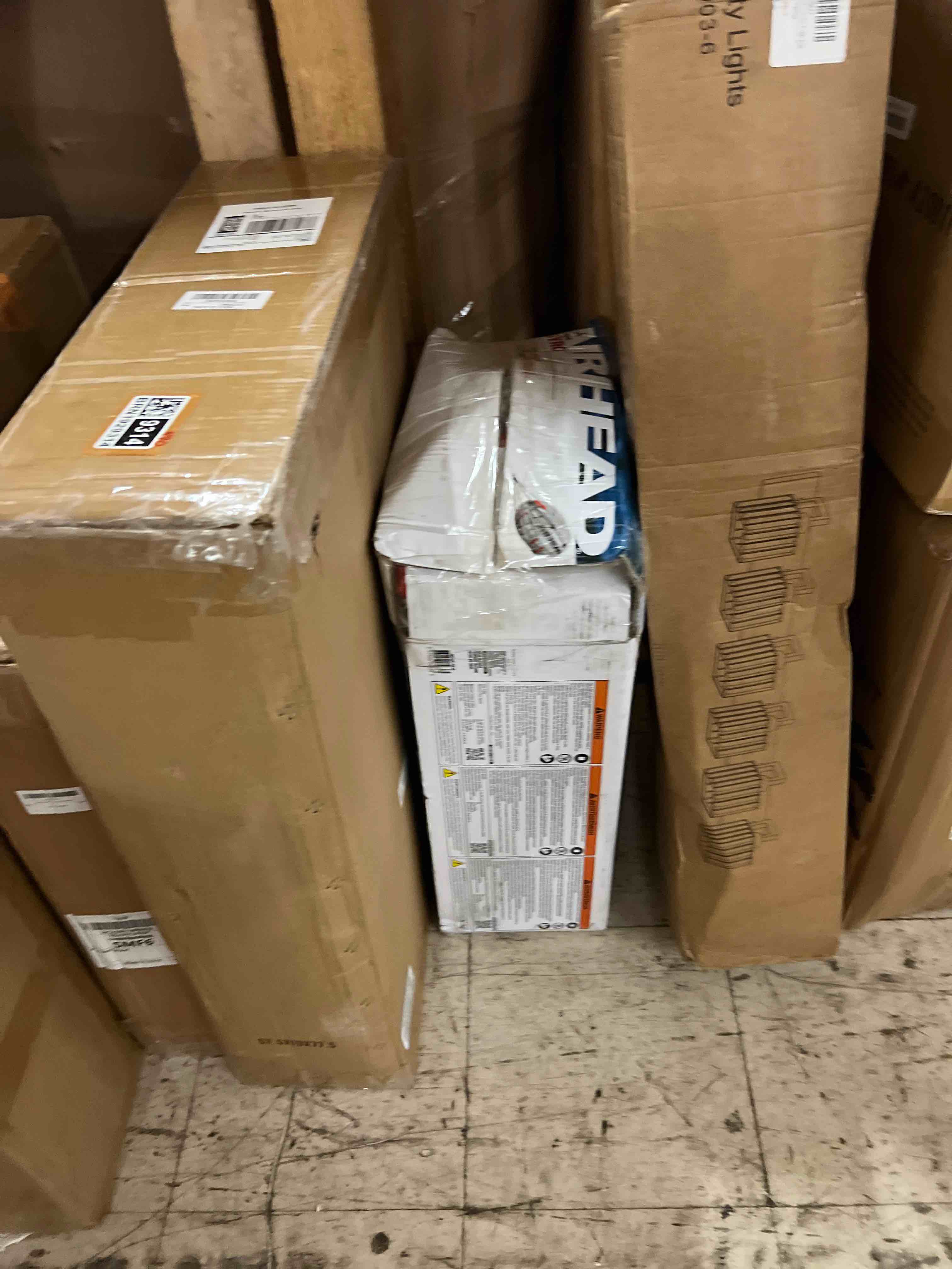 https://s3.amazonaws.com/lotting-images-prod/phillipi/BRN1929315_1759252107713.jpeg