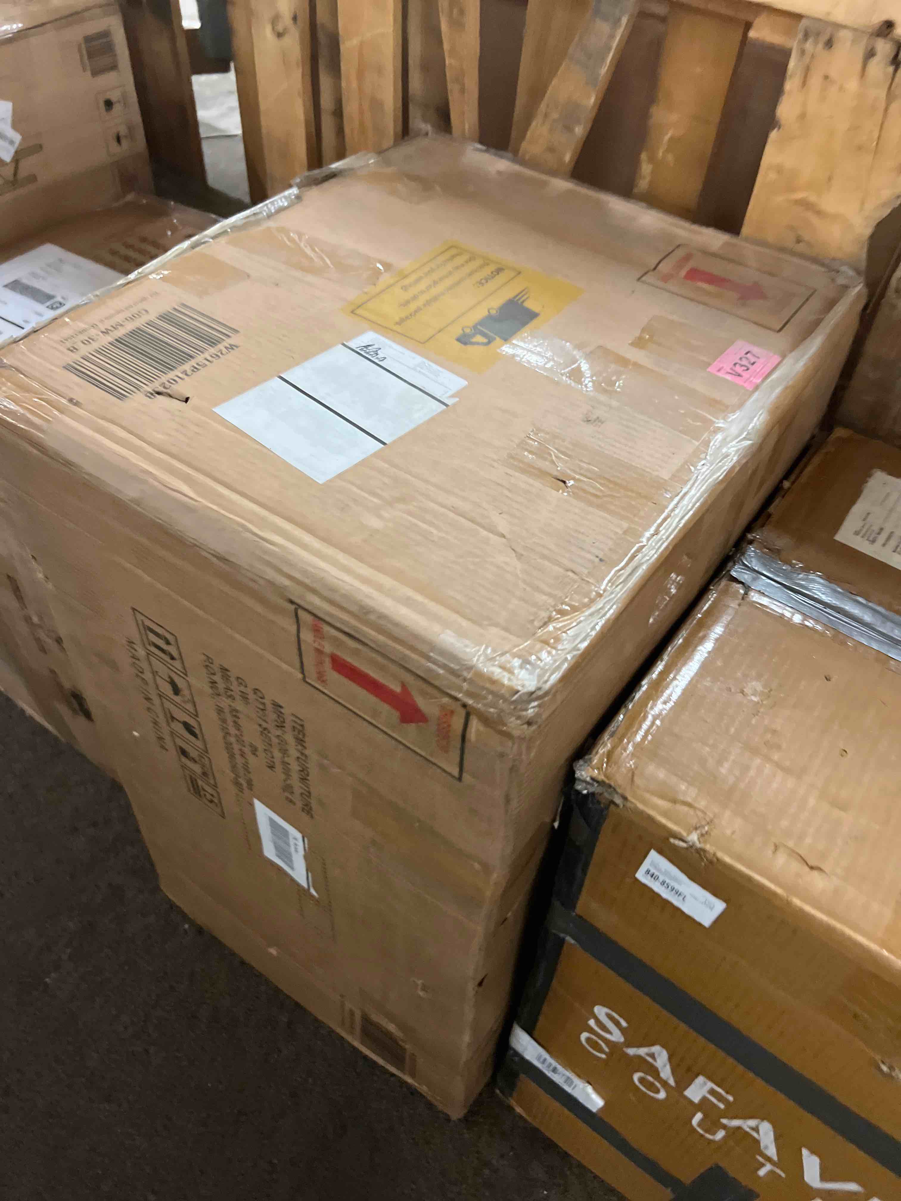 https://s3.amazonaws.com/lotting-images-prod/phillipi/BRN1929351_1759330165139.jpeg