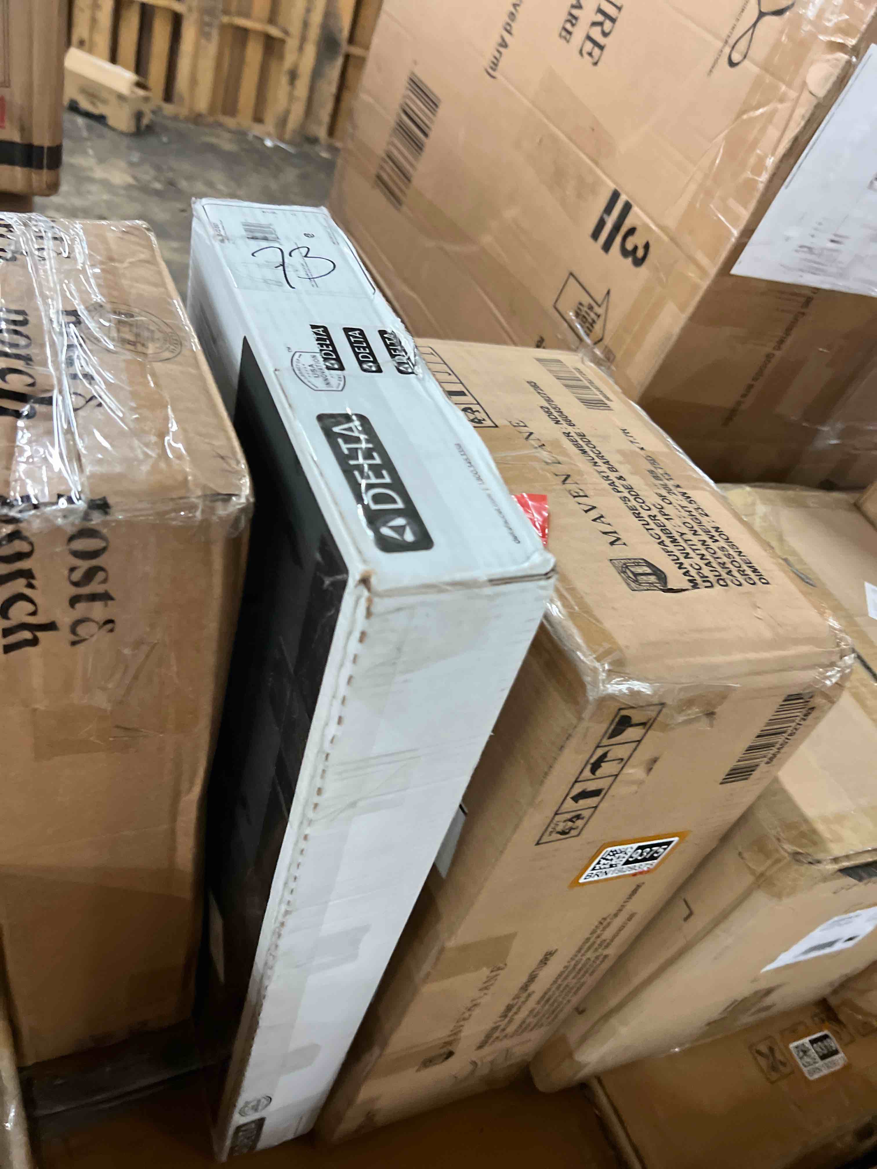 https://s3.amazonaws.com/lotting-images-prod/phillipi/BRN1929373_1759339328613.jpeg