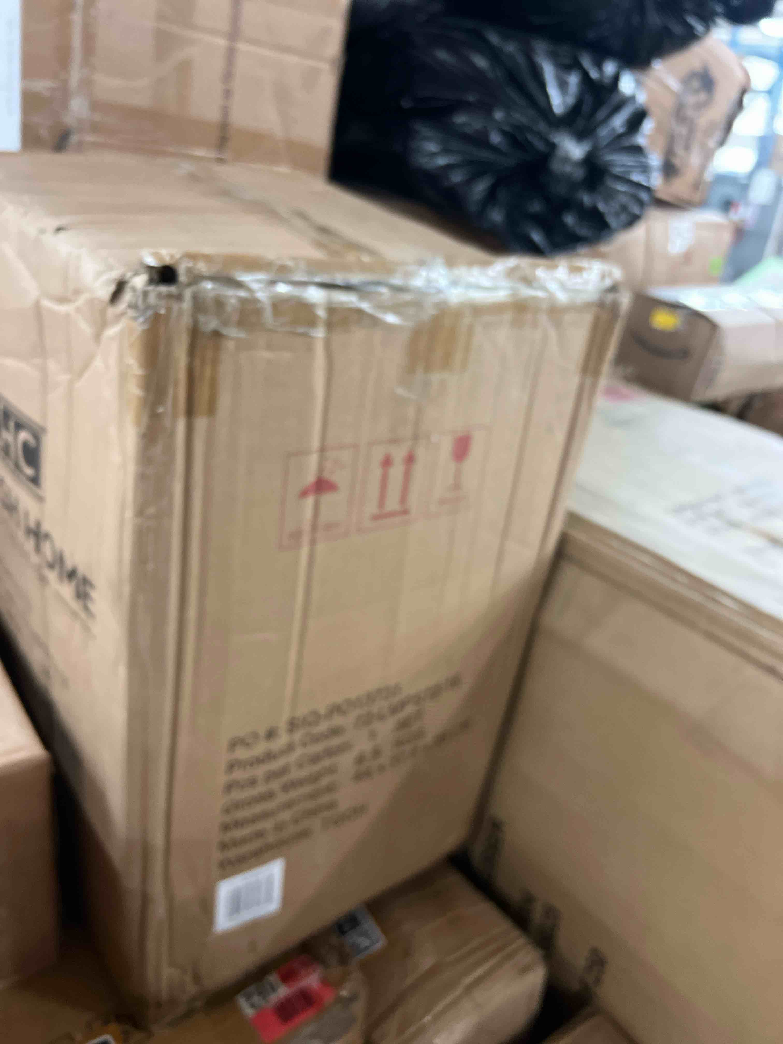 https://s3.amazonaws.com/lotting-images-prod/phillipi/BRN1929384_1759335048266.jpeg