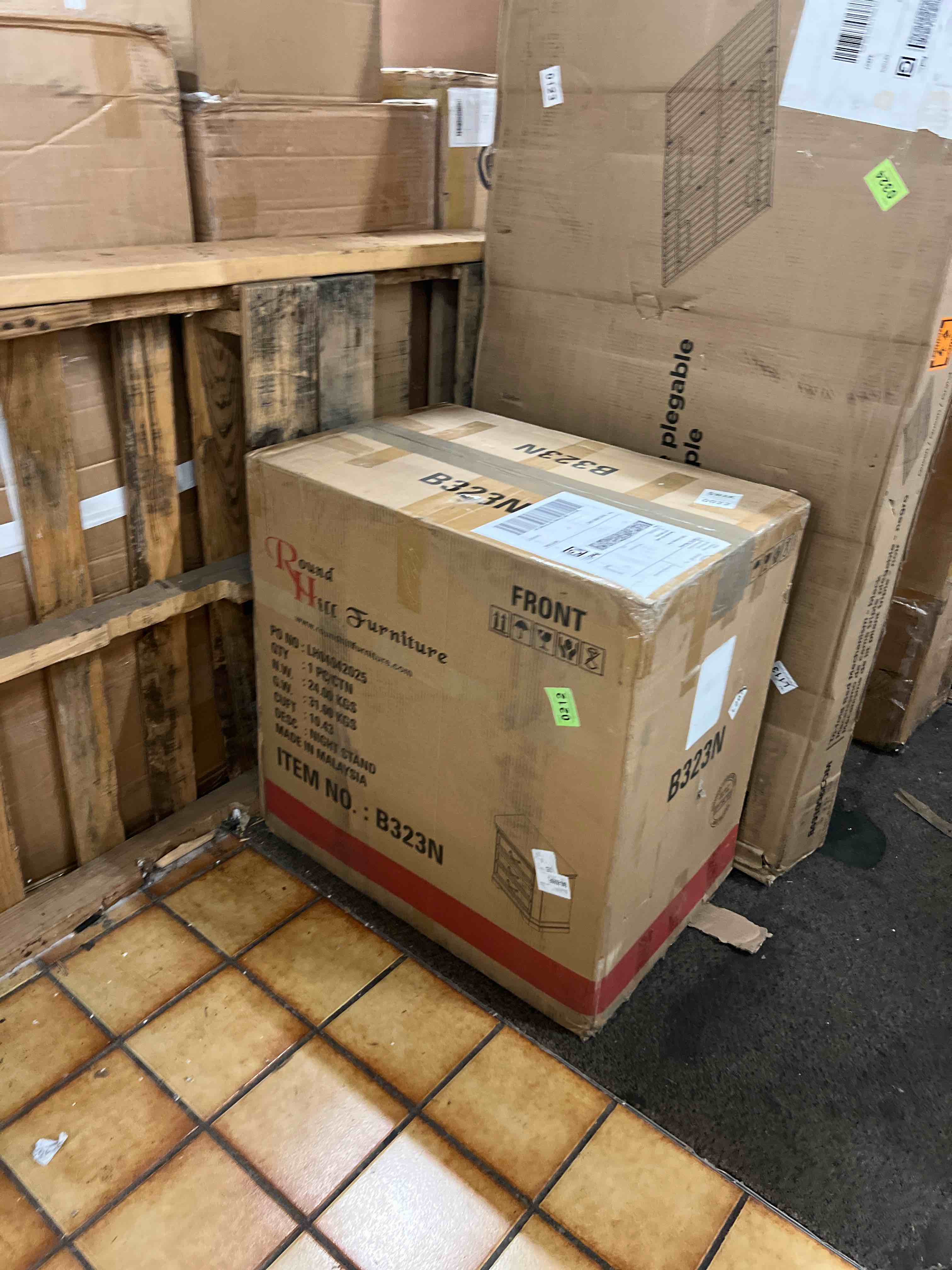 https://s3.amazonaws.com/lotting-images-prod/phillipi/BRN1929386_1759425340229.jpeg
