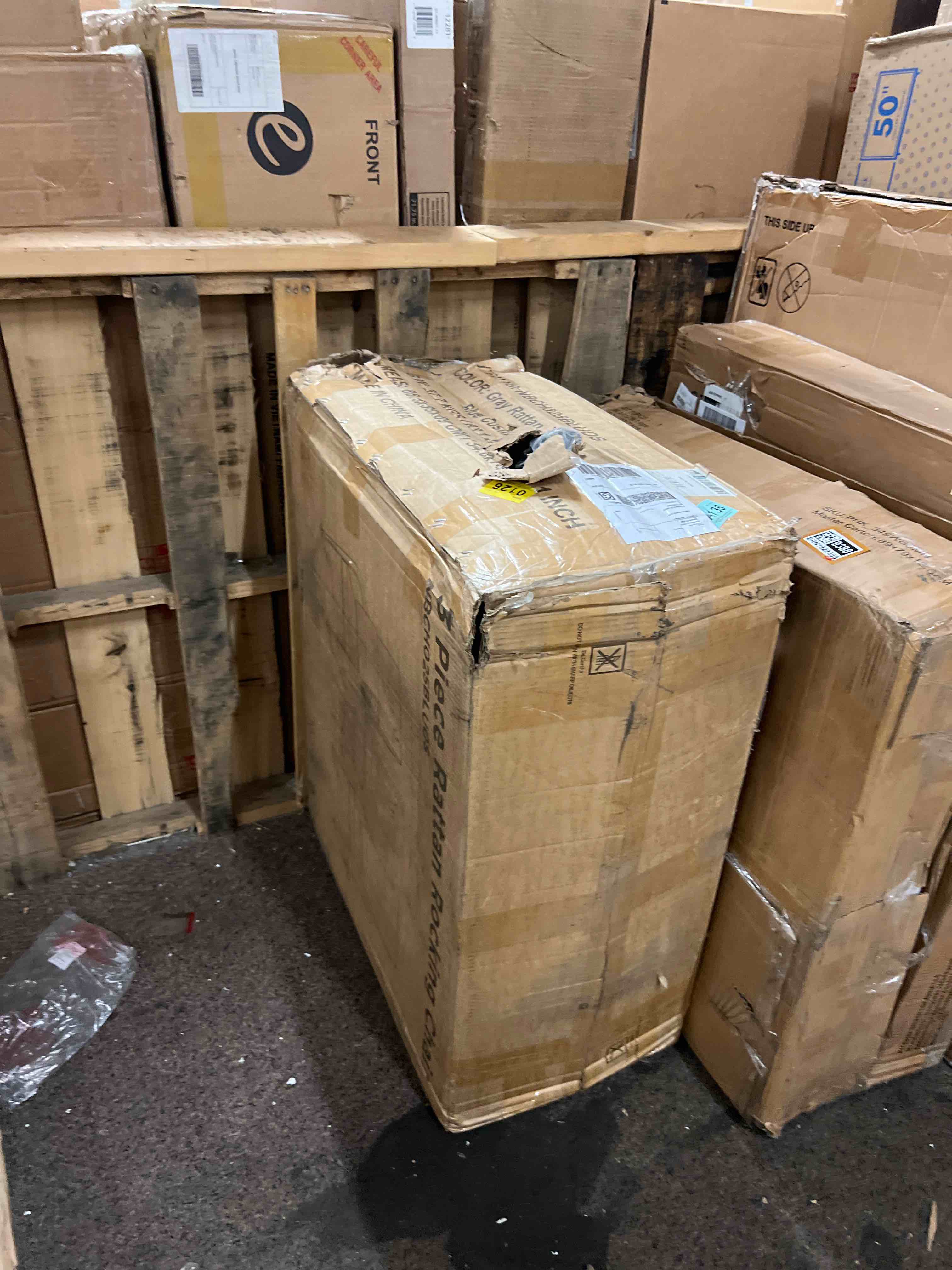 https://s3.amazonaws.com/lotting-images-prod/phillipi/BRN1929387_1759424707423.jpeg