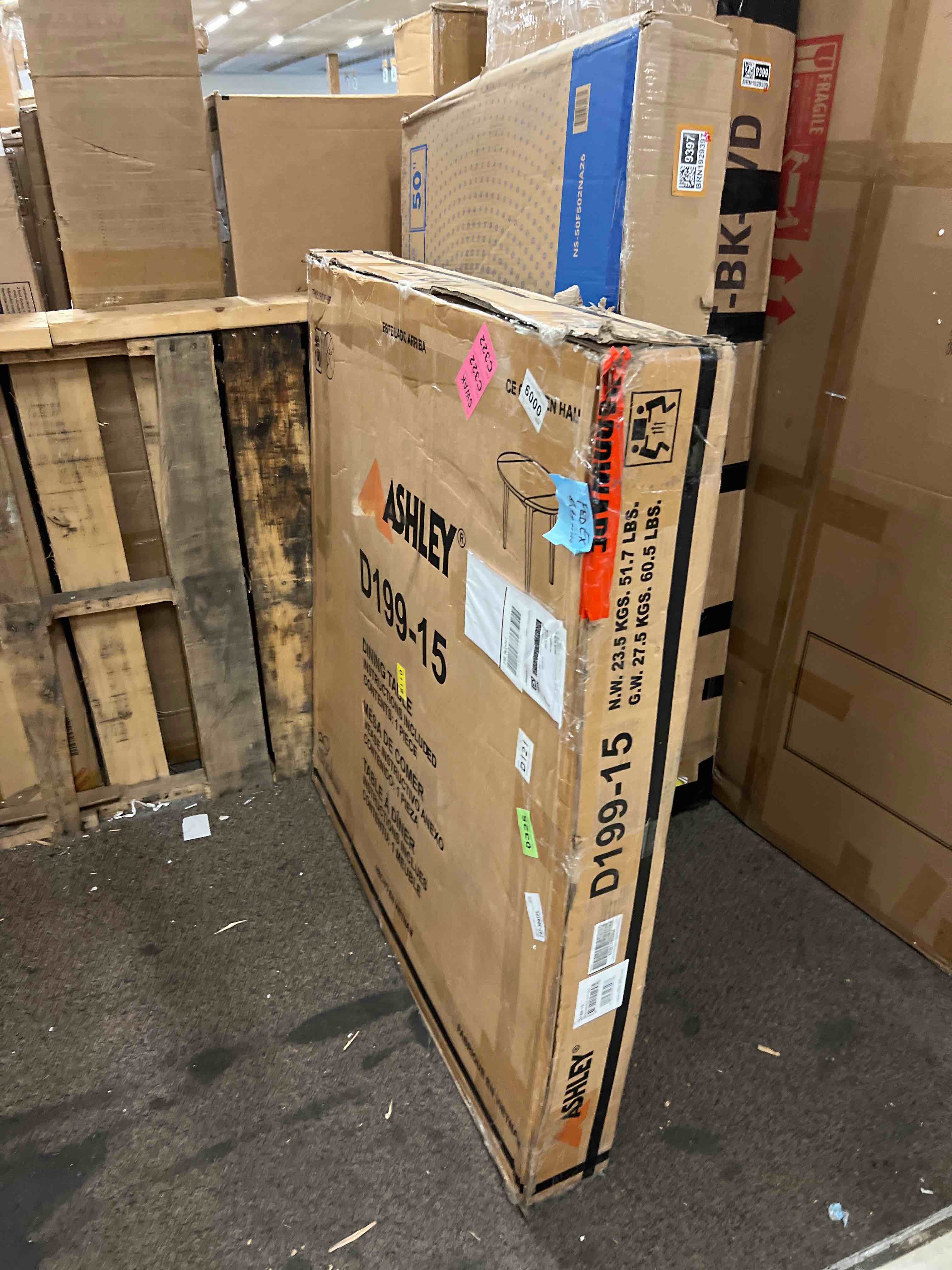 https://s3.amazonaws.com/lotting-images-prod/phillipi/BRN1929396_1759416467065.jpeg