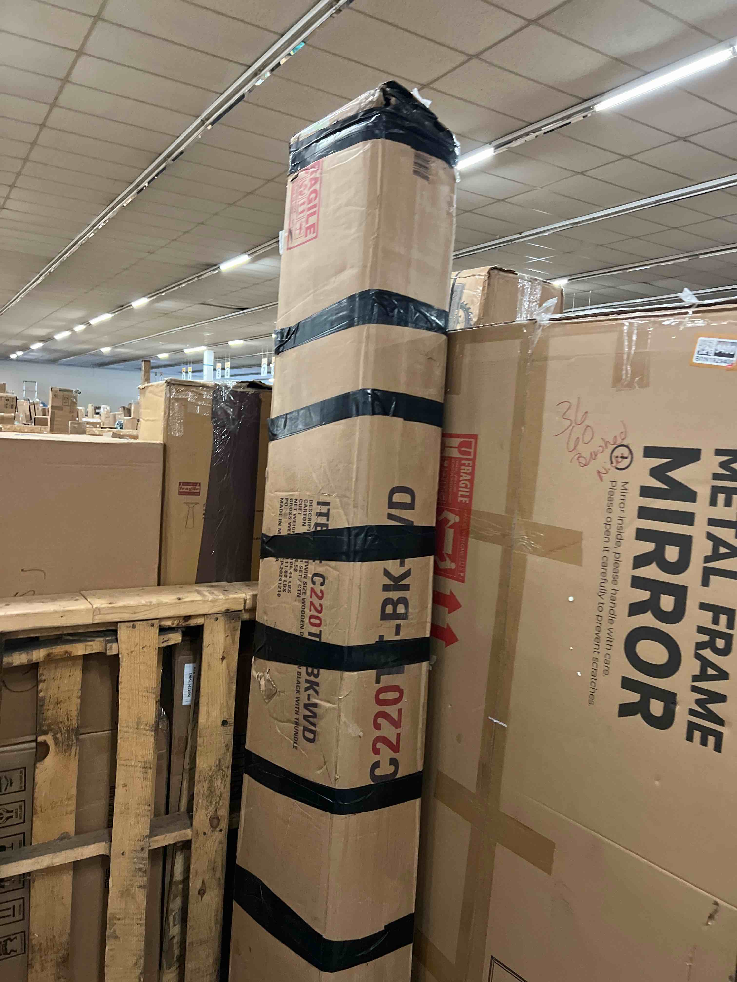 https://s3.amazonaws.com/lotting-images-prod/phillipi/BRN1929399_1759416045995.jpeg