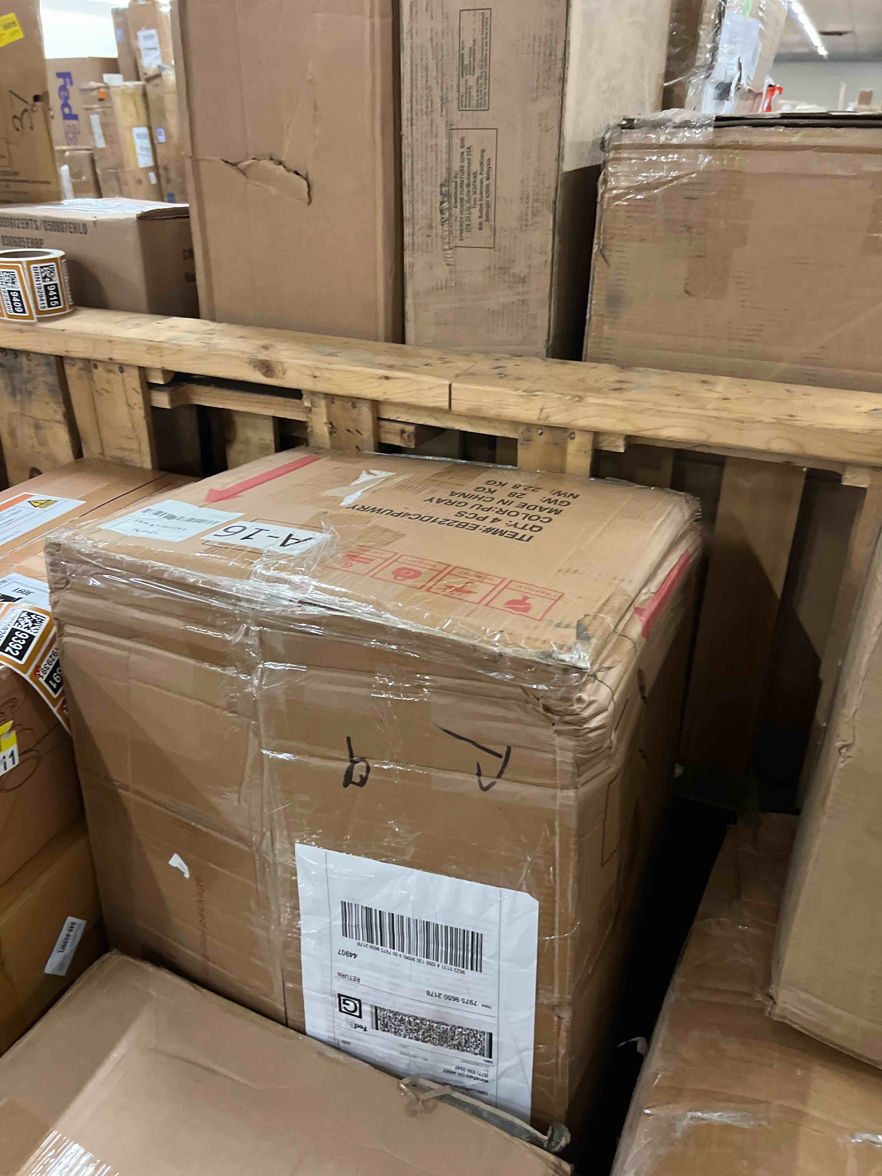 https://s3.amazonaws.com/lotting-images-prod/phillipi/BRN1929405_1759413144707.jpeg