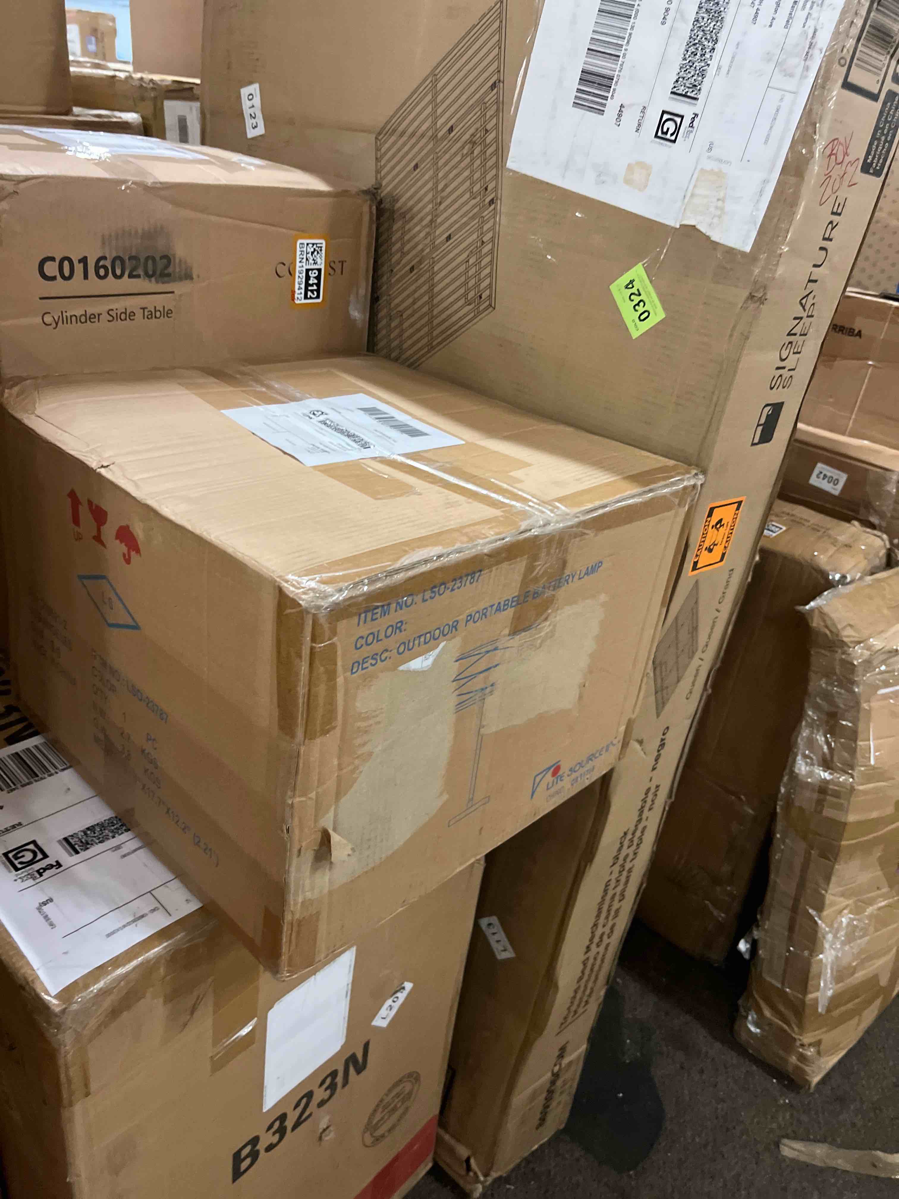 https://s3.amazonaws.com/lotting-images-prod/phillipi/BRN1929415_1759427097287.jpeg