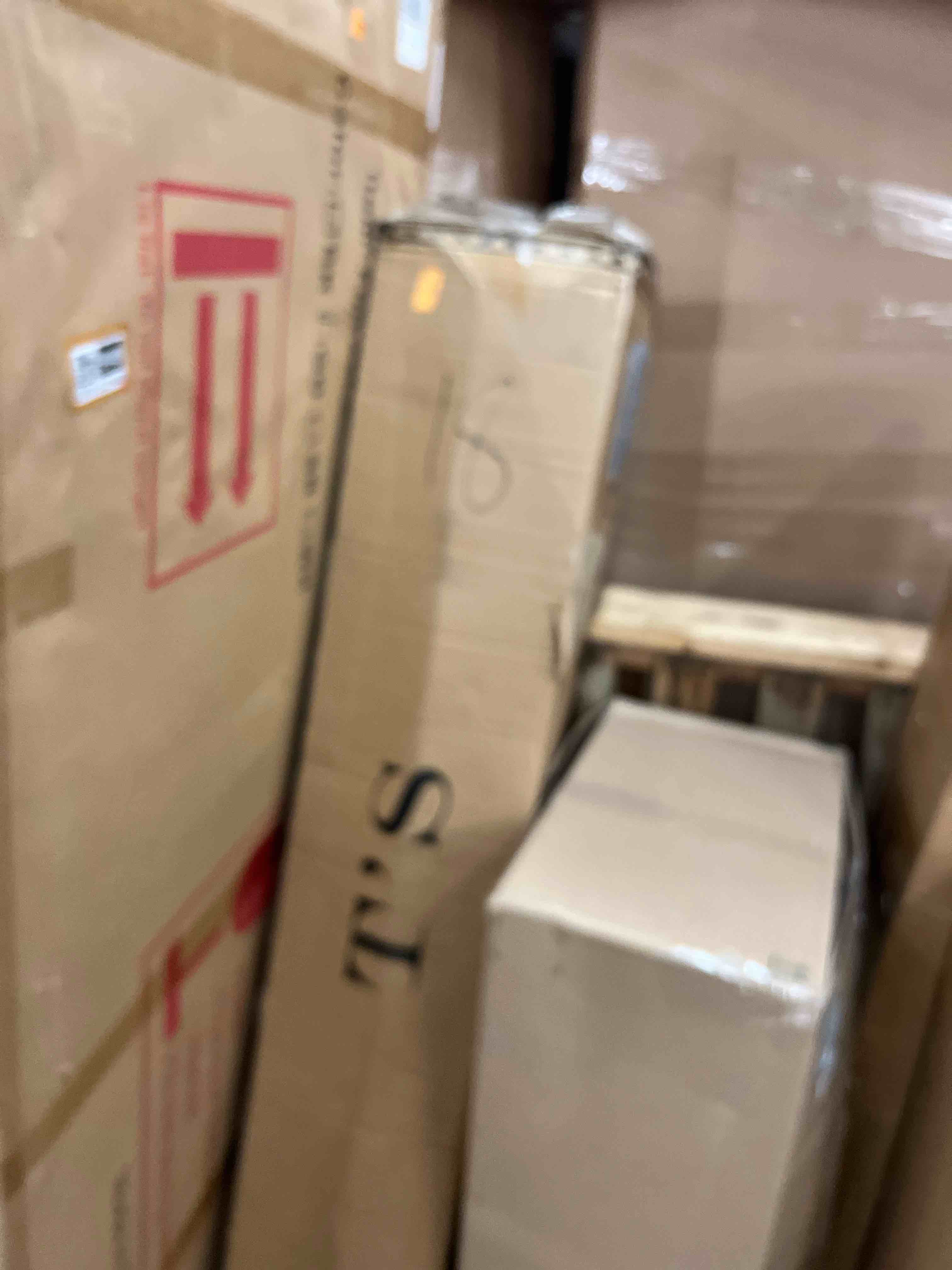 https://s3.amazonaws.com/lotting-images-prod/phillipi/BRN1929439_1760461411829.jpeg