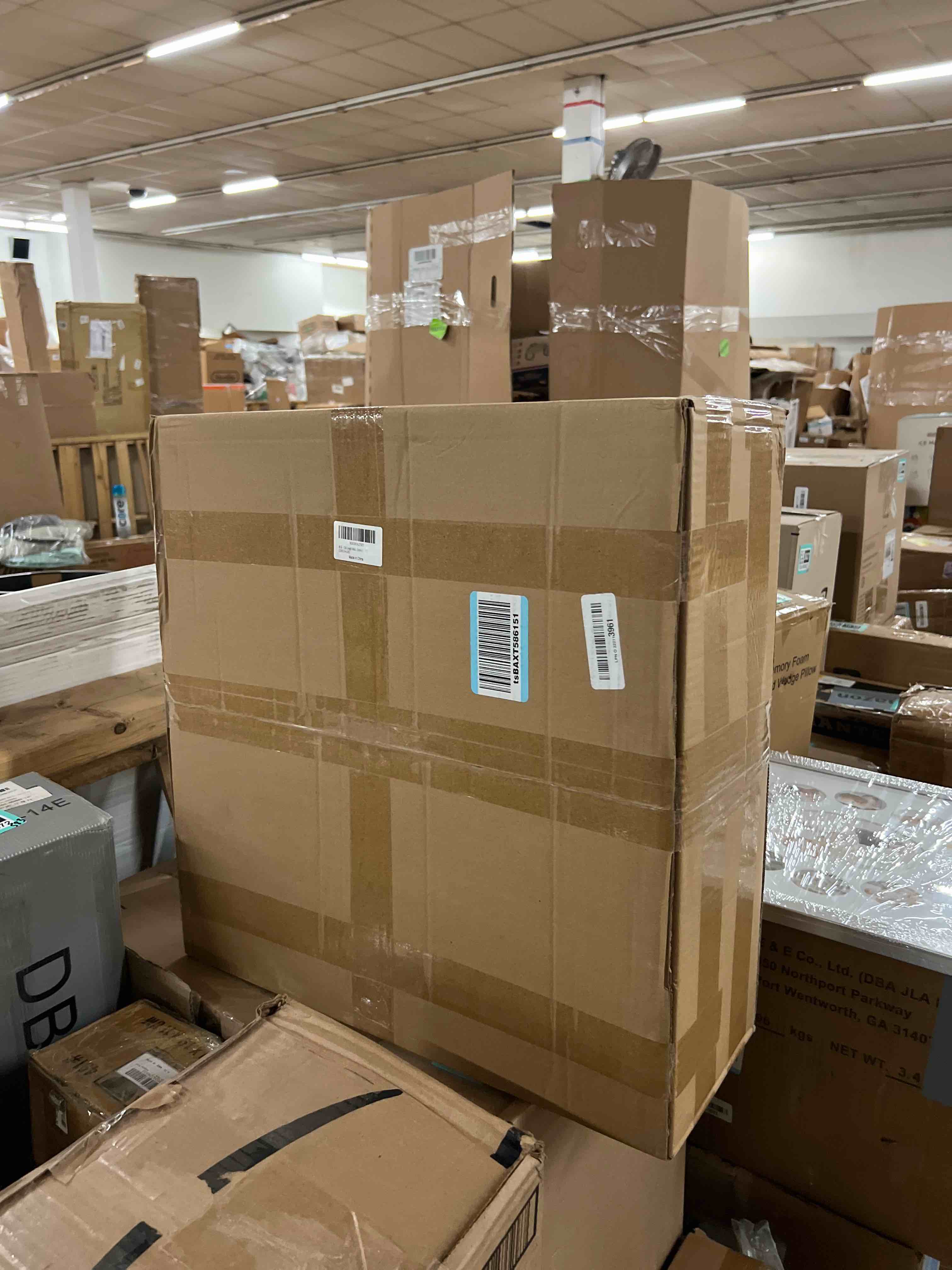 https://s3.amazonaws.com/lotting-images-prod/phillipi/BRN1929481_1760631700268.jpeg