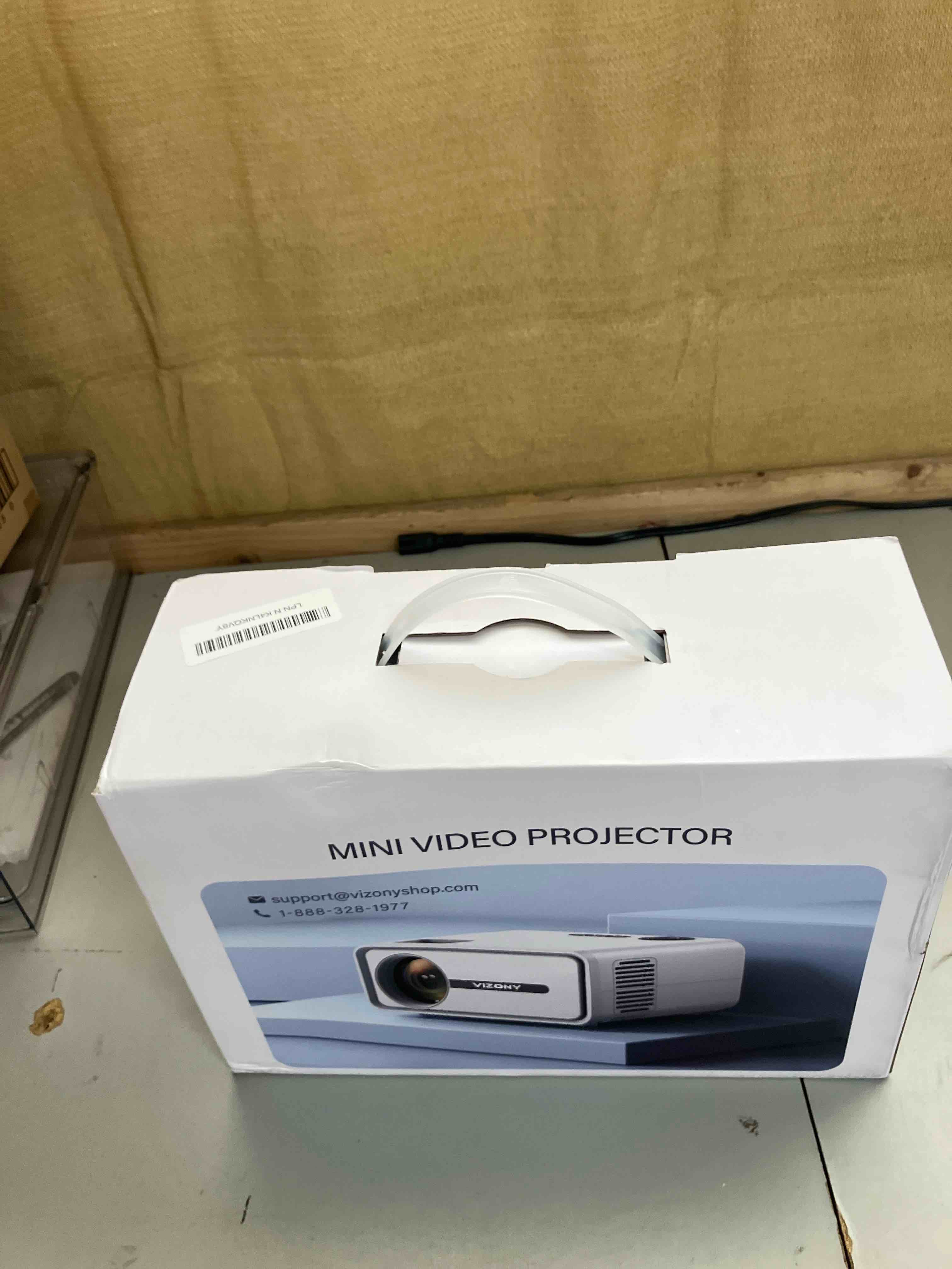 https://s3.amazonaws.com/lotting-images-prod/phillipi/BRN1931723_1746035265584.jpeg