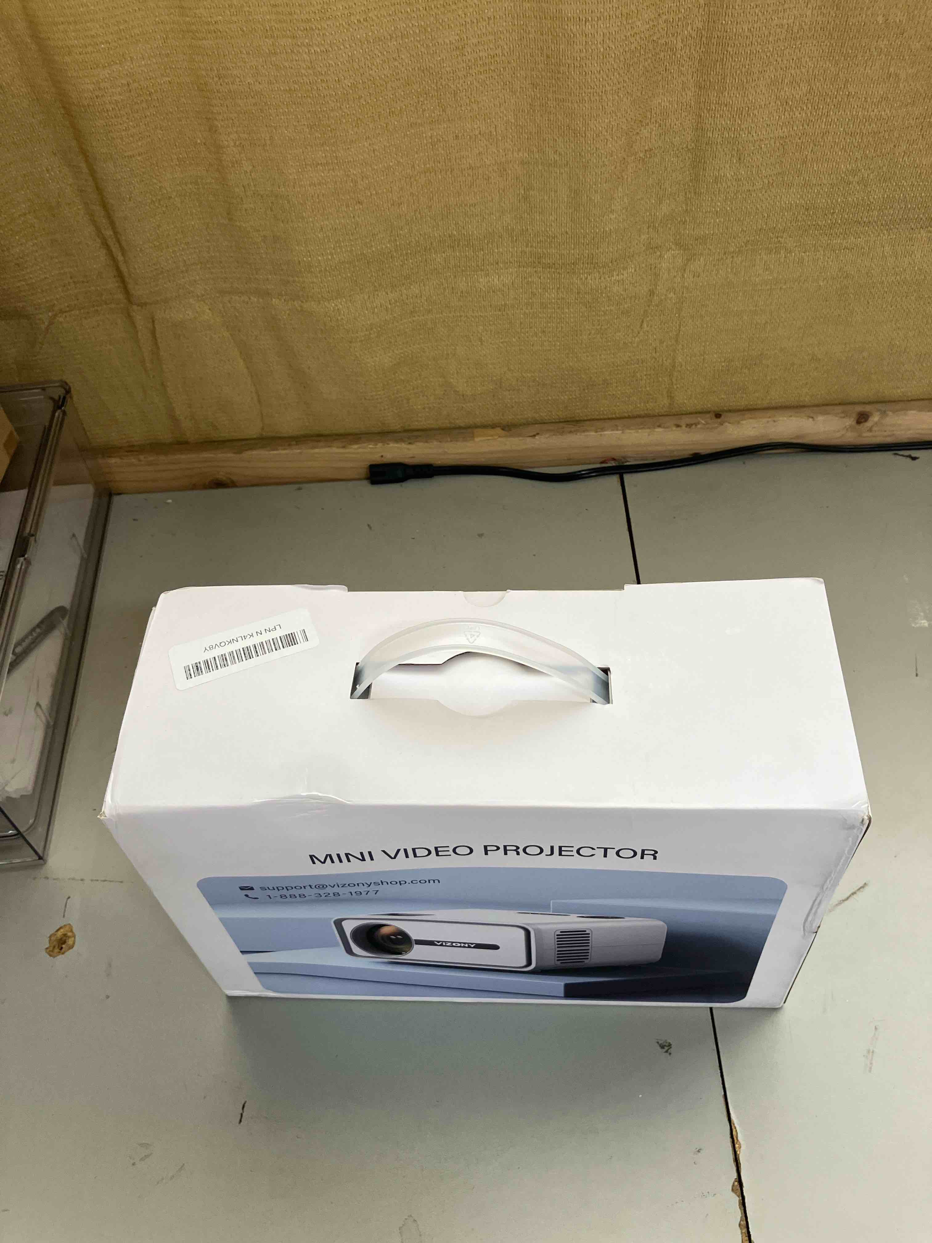 https://s3.amazonaws.com/lotting-images-prod/phillipi/BRN1931723_1746035266521.jpeg