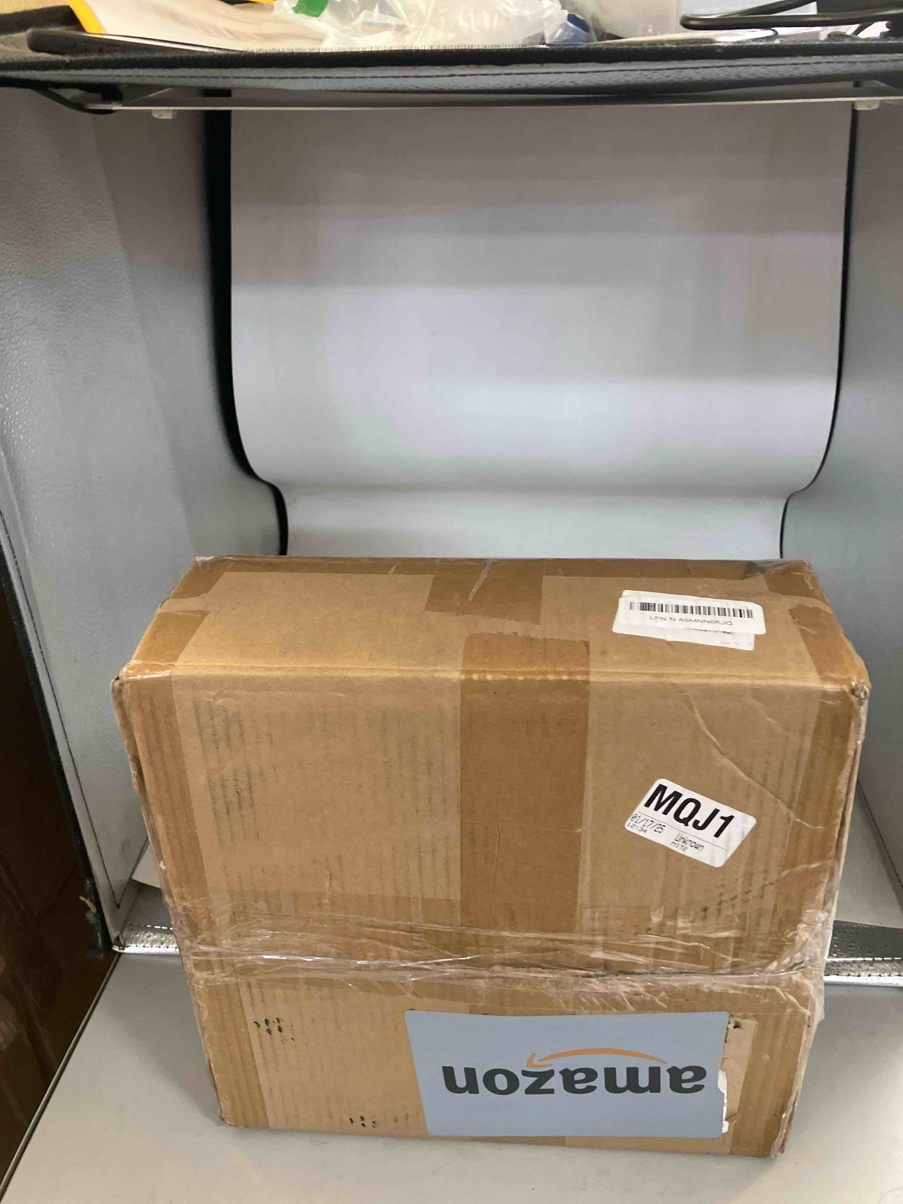 https://s3.amazonaws.com/lotting-images-prod/phillipi/BRN1931744_1746105446367.jpeg