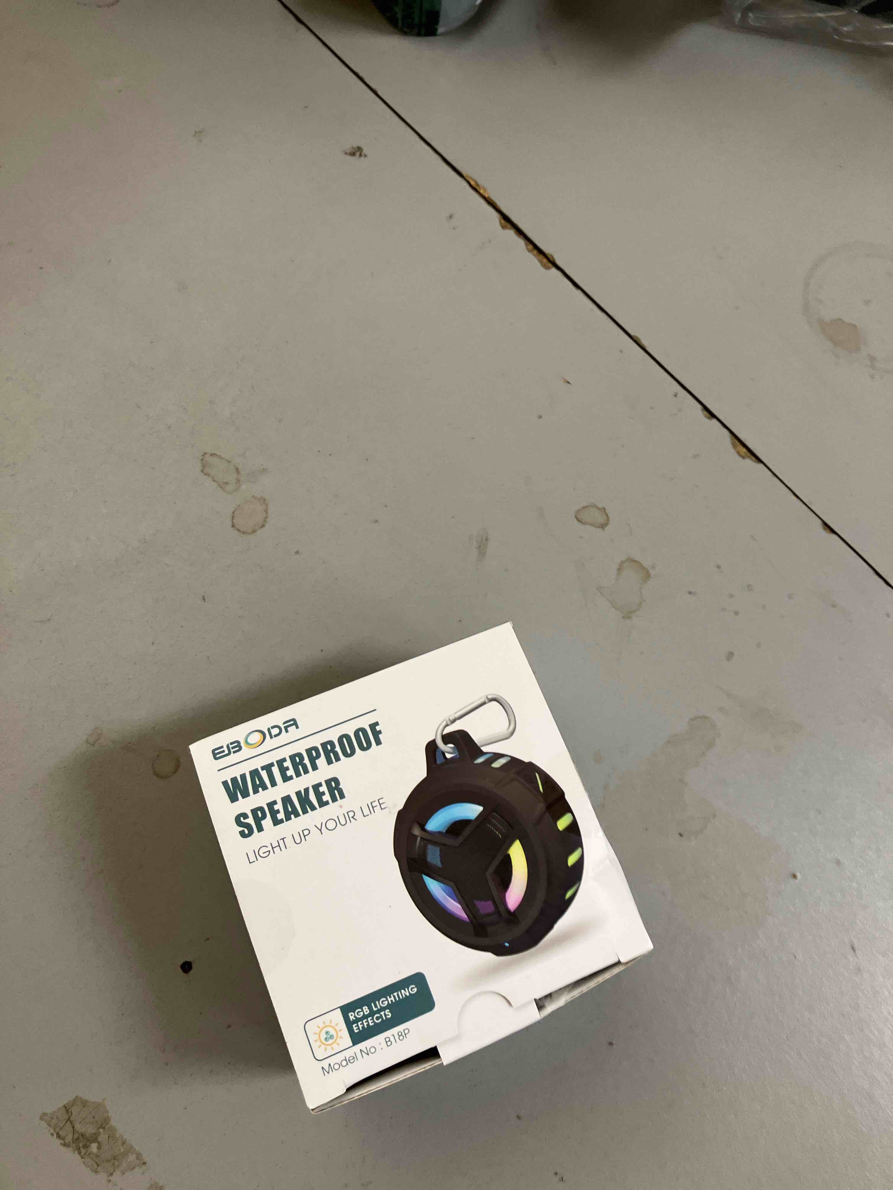 https://s3.amazonaws.com/lotting-images-prod/phillipi/BRN1931908_1746535893478.jpeg