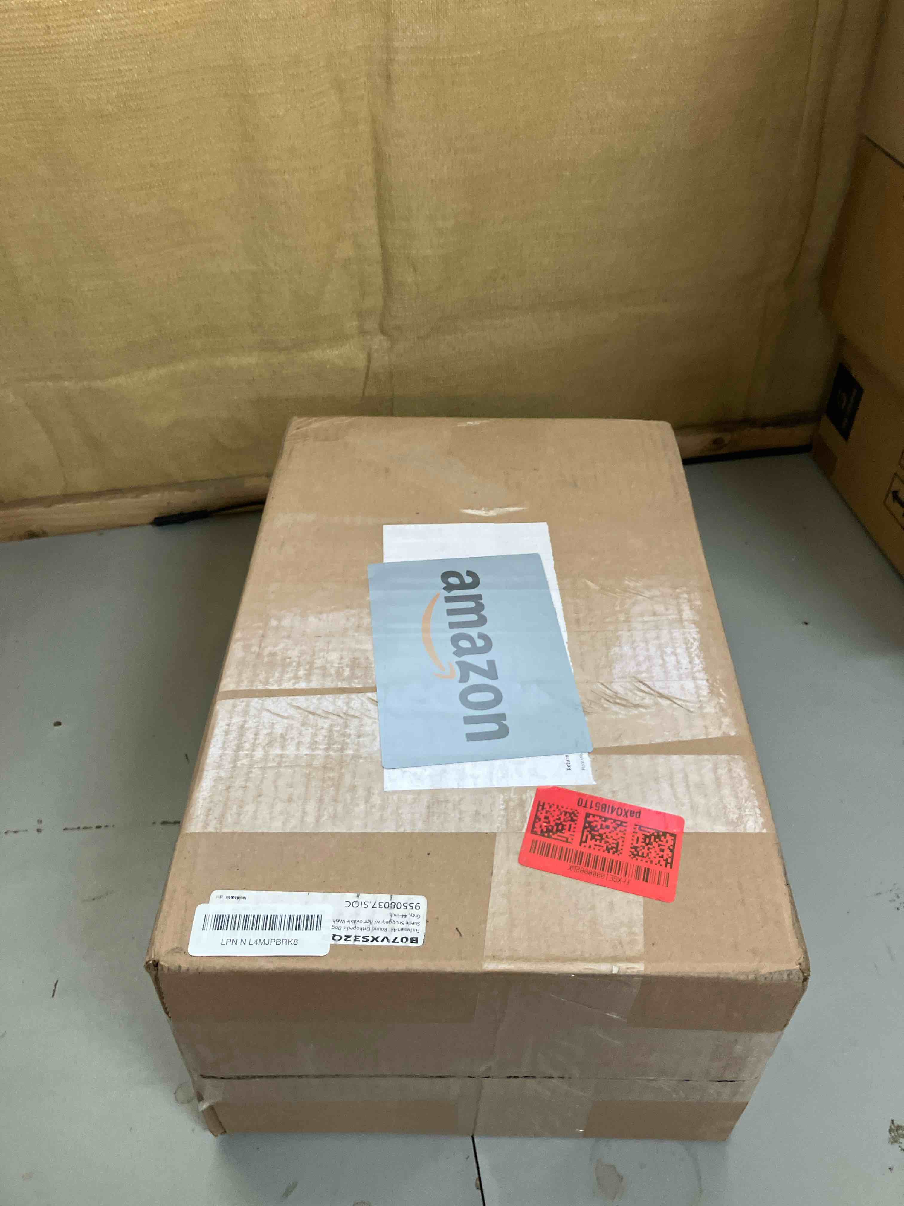 https://s3.amazonaws.com/lotting-images-prod/phillipi/BRN1932007_1746540582945.jpeg
