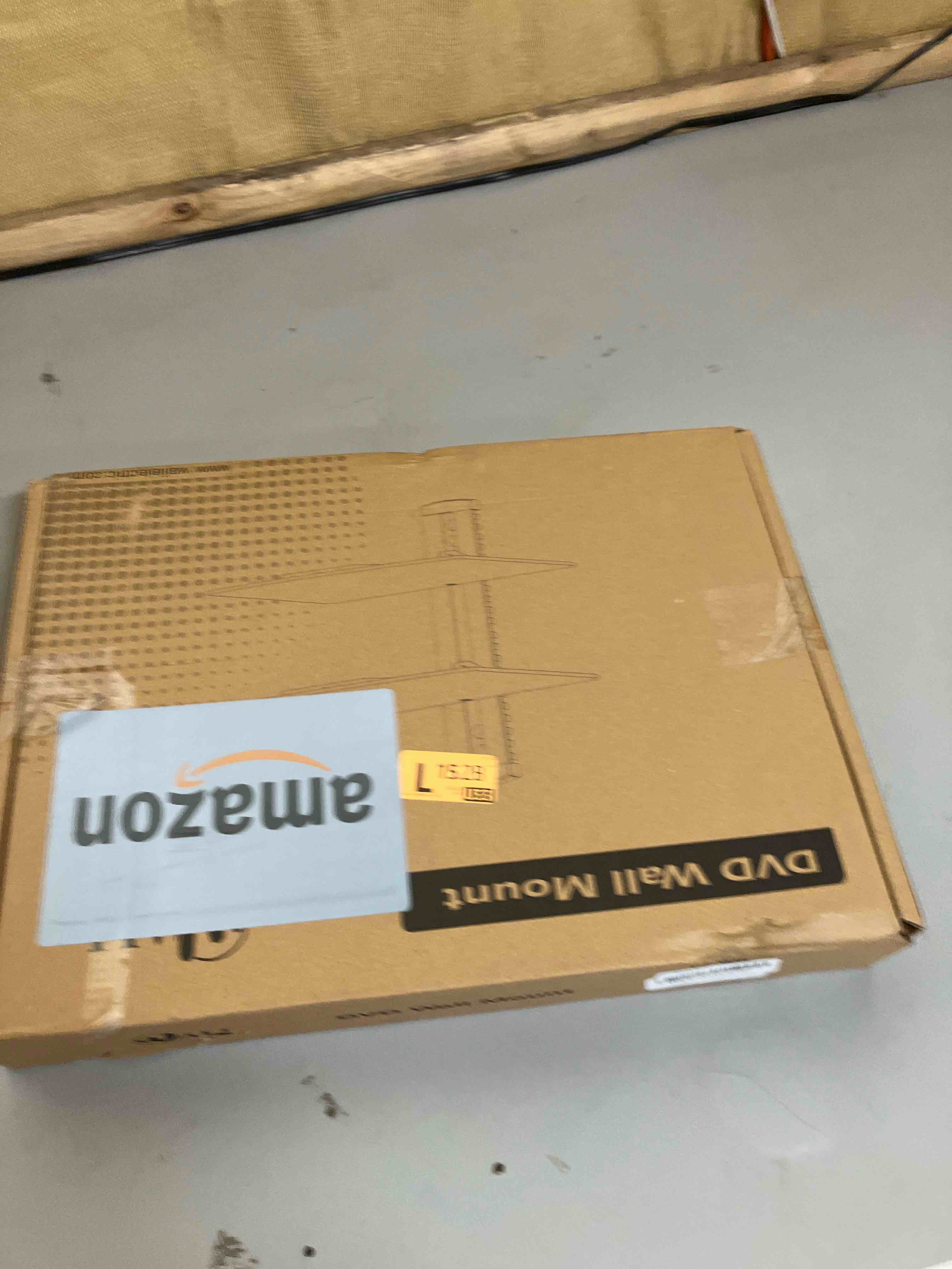 https://s3.amazonaws.com/lotting-images-prod/phillipi/BRN1932135_1746546516004.jpeg