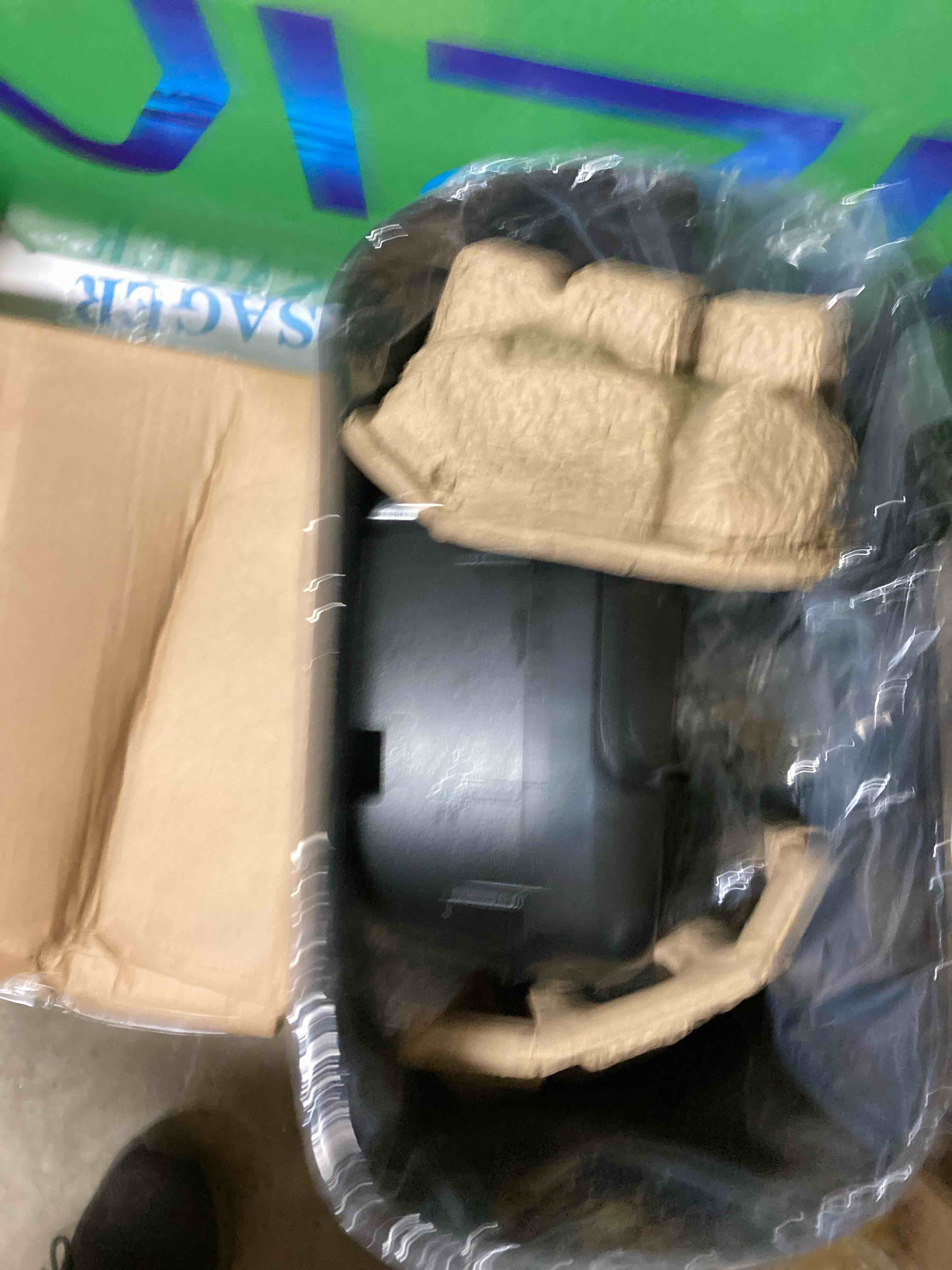 https://s3.amazonaws.com/lotting-images-prod/phillipi/BRN1932741_1752076089962.jpeg