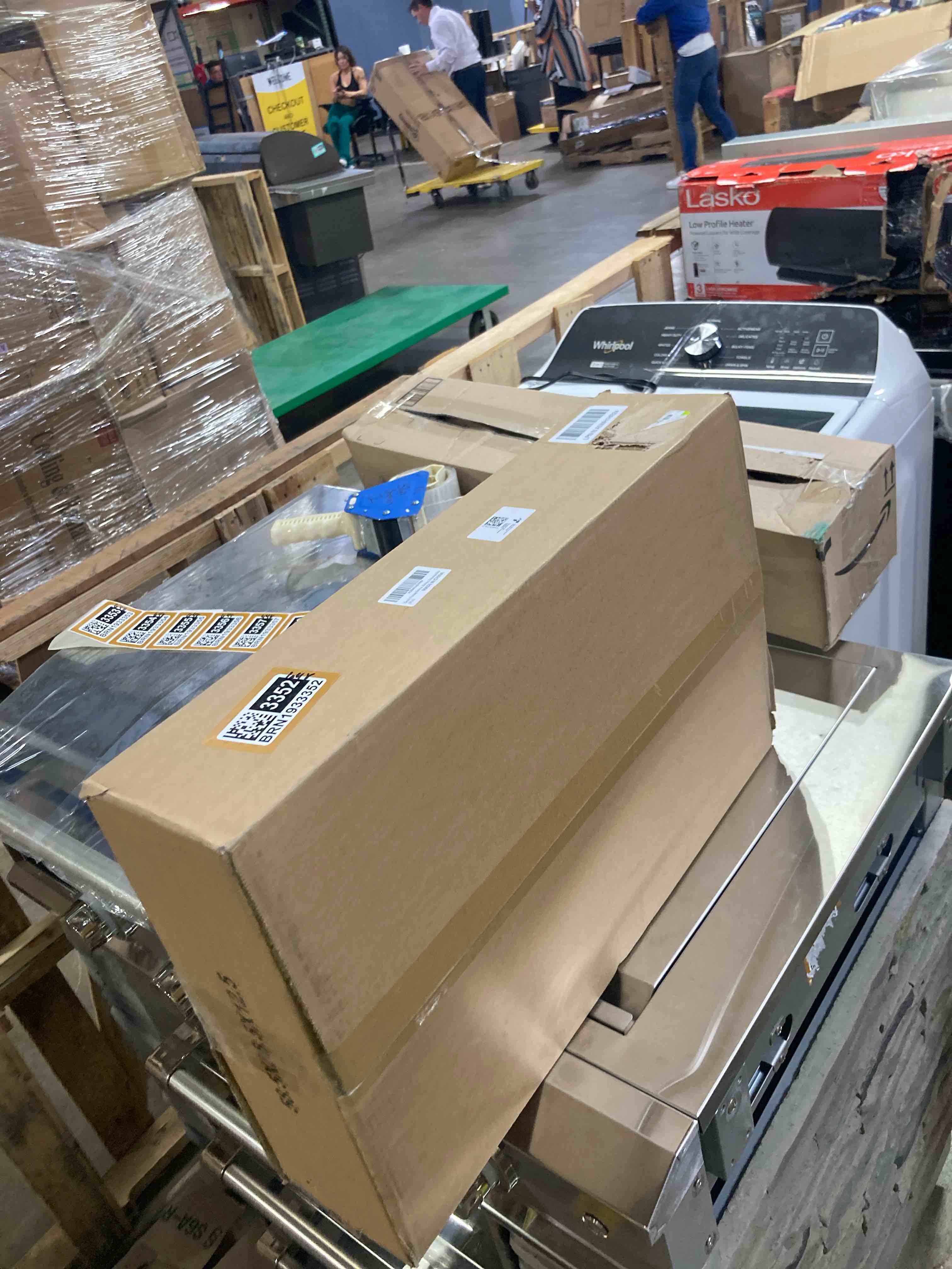 https://s3.amazonaws.com/lotting-images-prod/phillipi/BRN1933352_1745948019279.jpeg