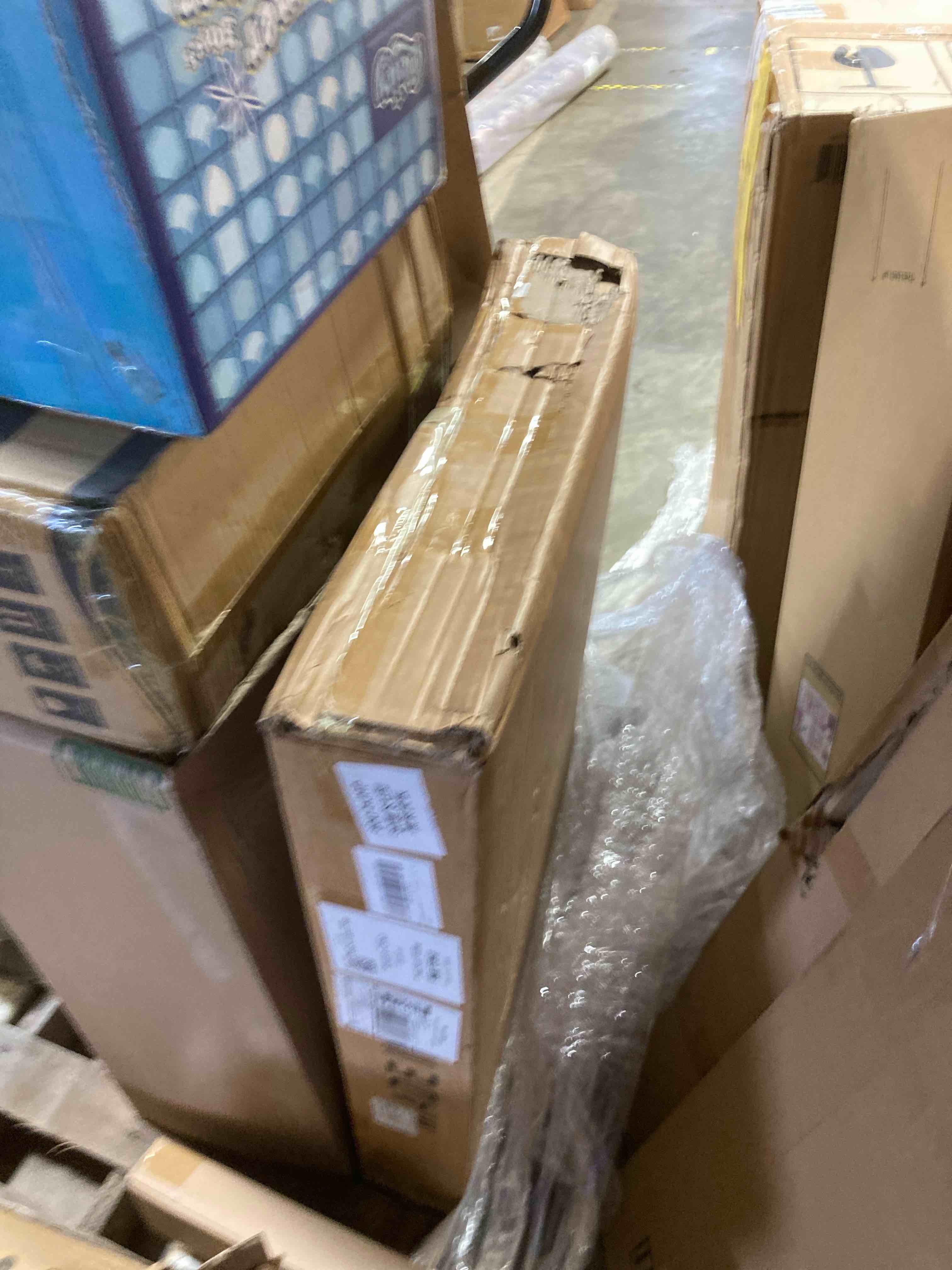 https://s3.amazonaws.com/lotting-images-prod/phillipi/BRN1933446_1746201983709.jpeg