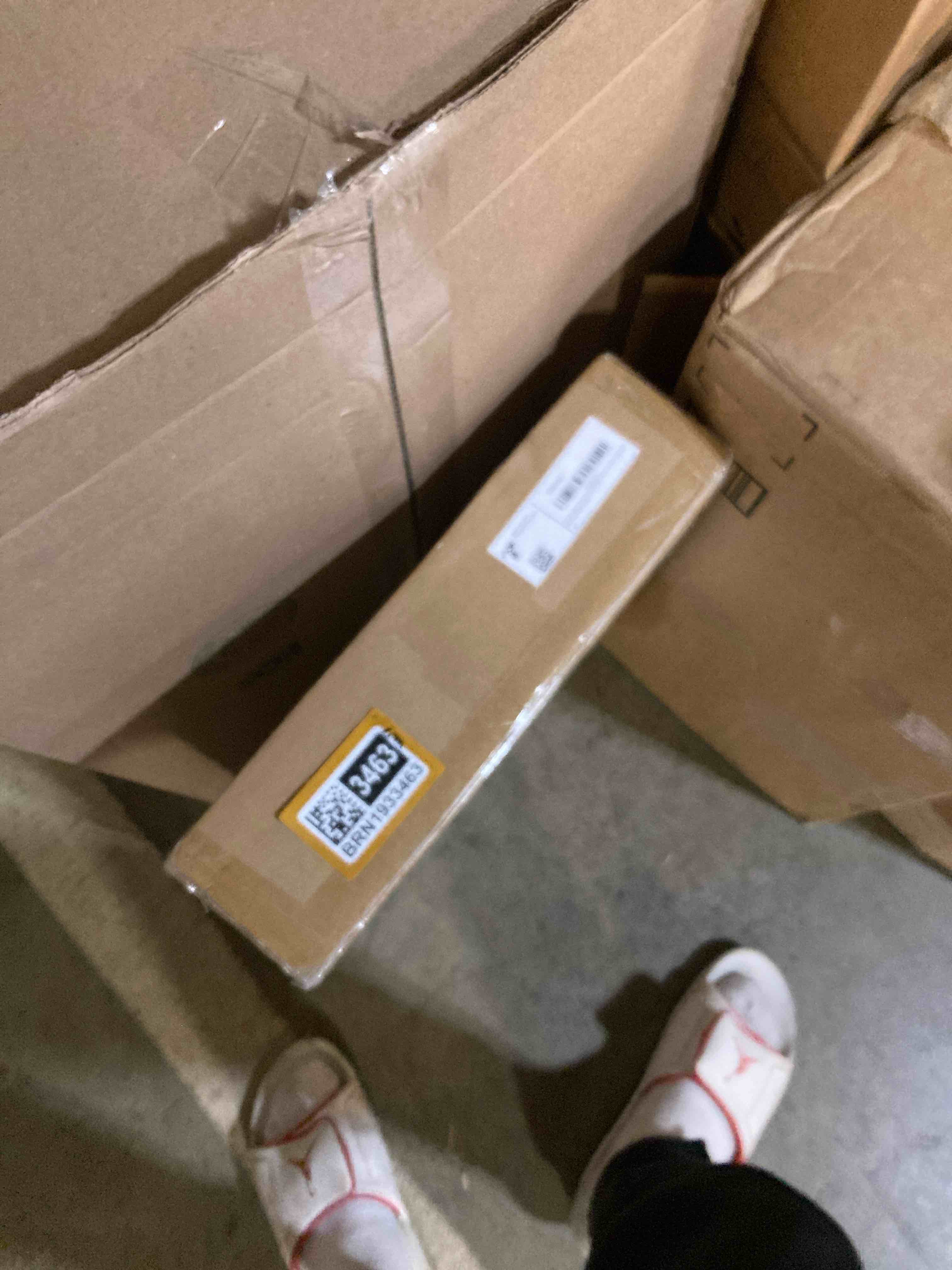 https://s3.amazonaws.com/lotting-images-prod/phillipi/BRN1933463_1746208320392.jpeg
