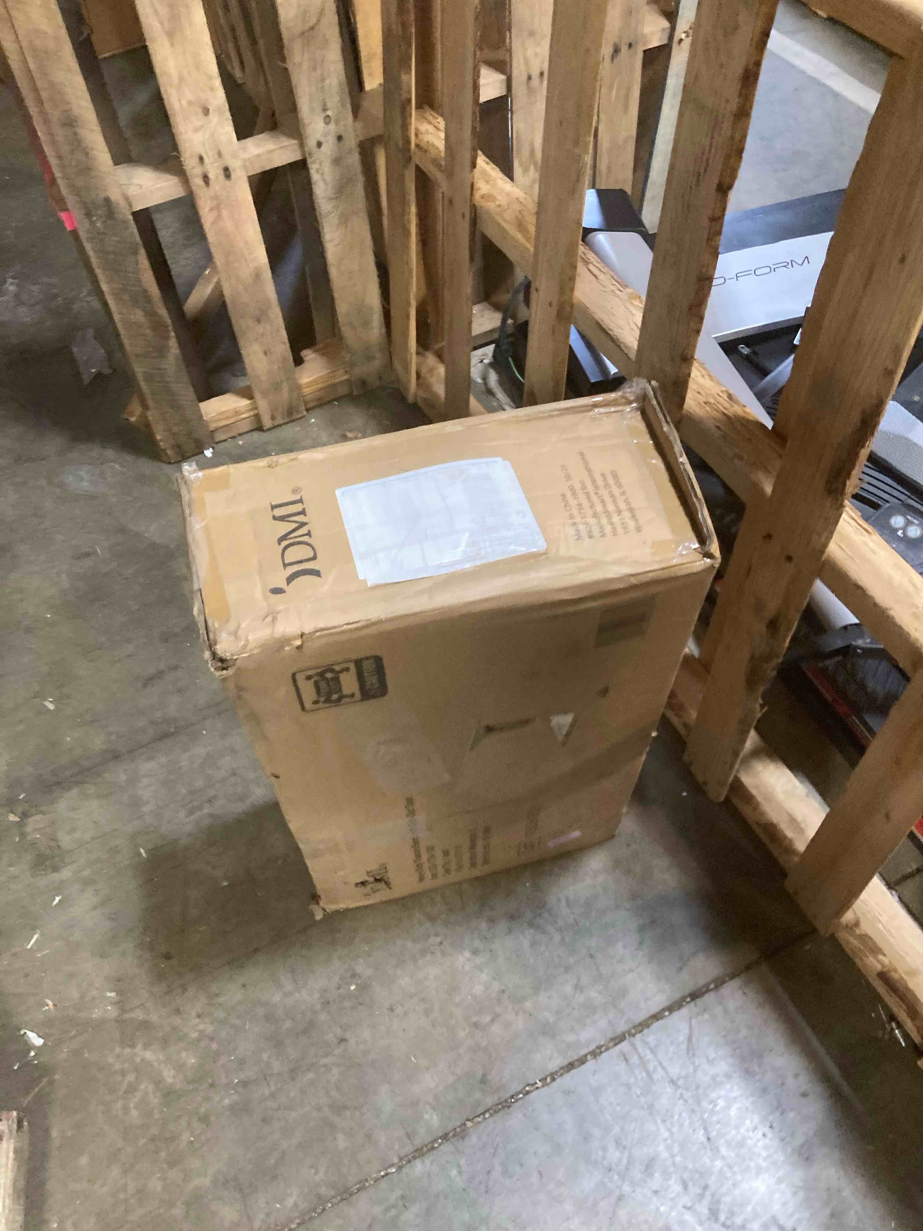 https://s3.amazonaws.com/lotting-images-prod/phillipi/BRN1933469_1746209089463.jpeg