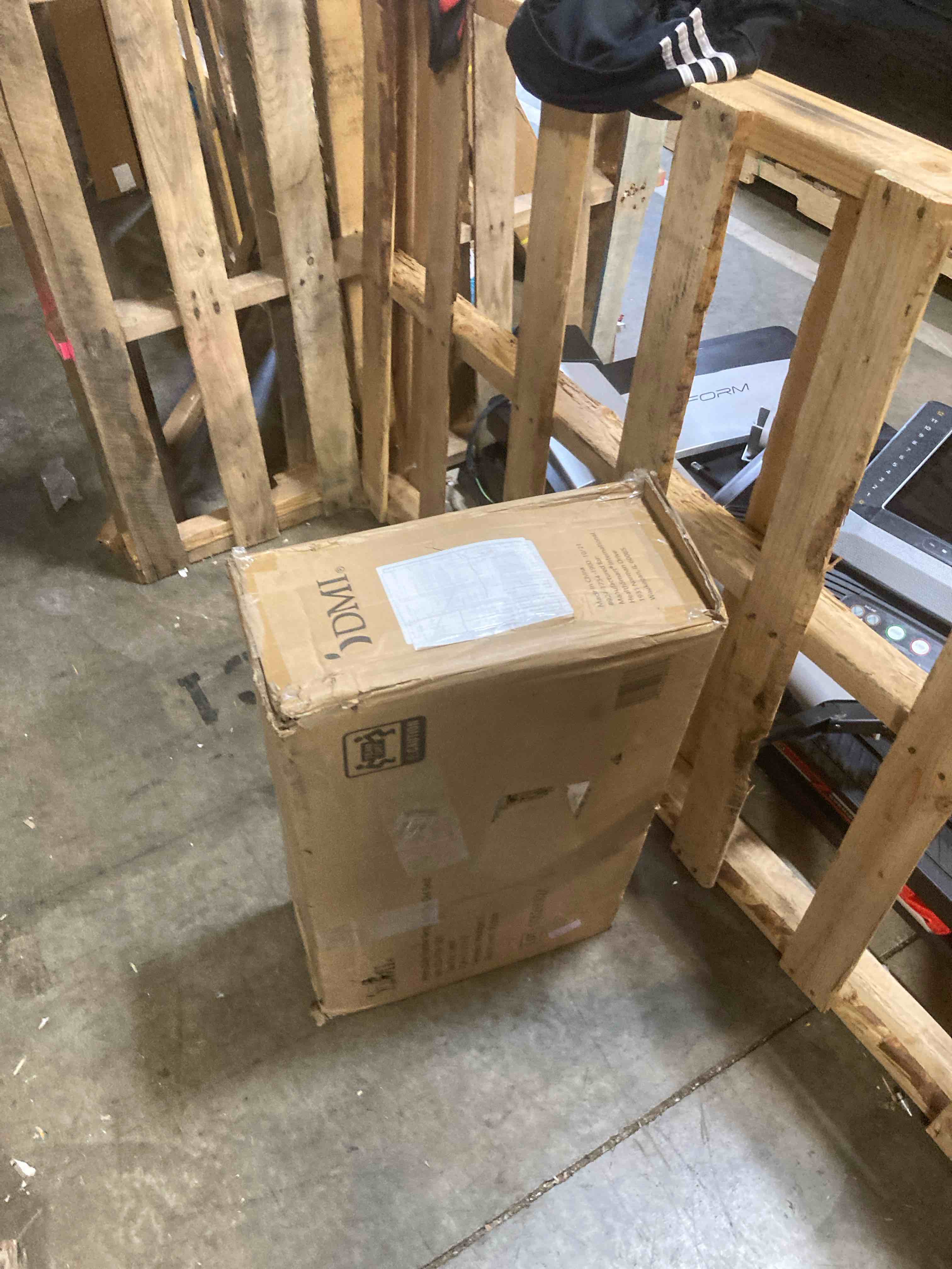 https://s3.amazonaws.com/lotting-images-prod/phillipi/BRN1933469_1746209091606.jpeg