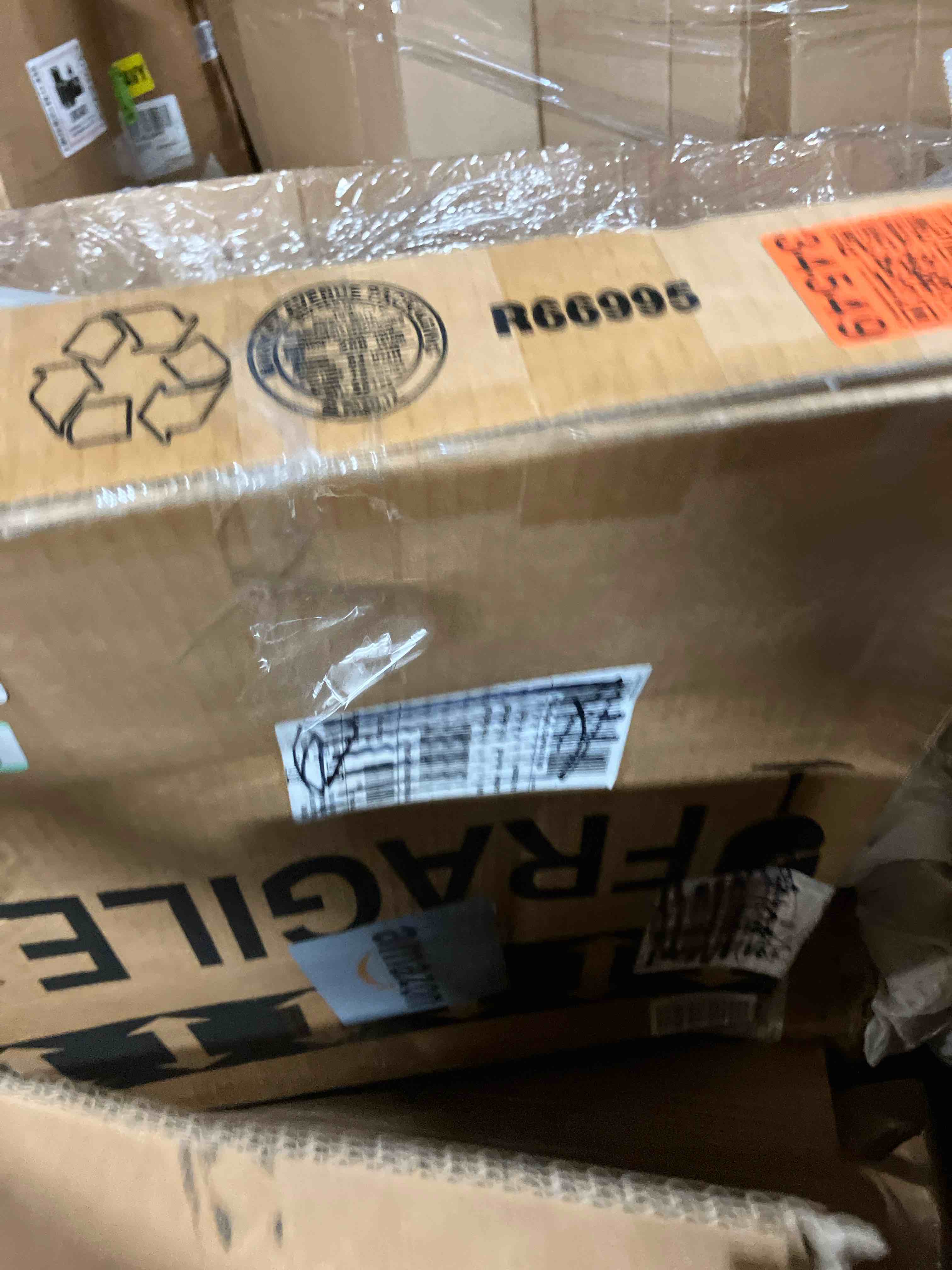 https://s3.amazonaws.com/lotting-images-prod/phillipi/BRN1934029_1750944623925.jpeg