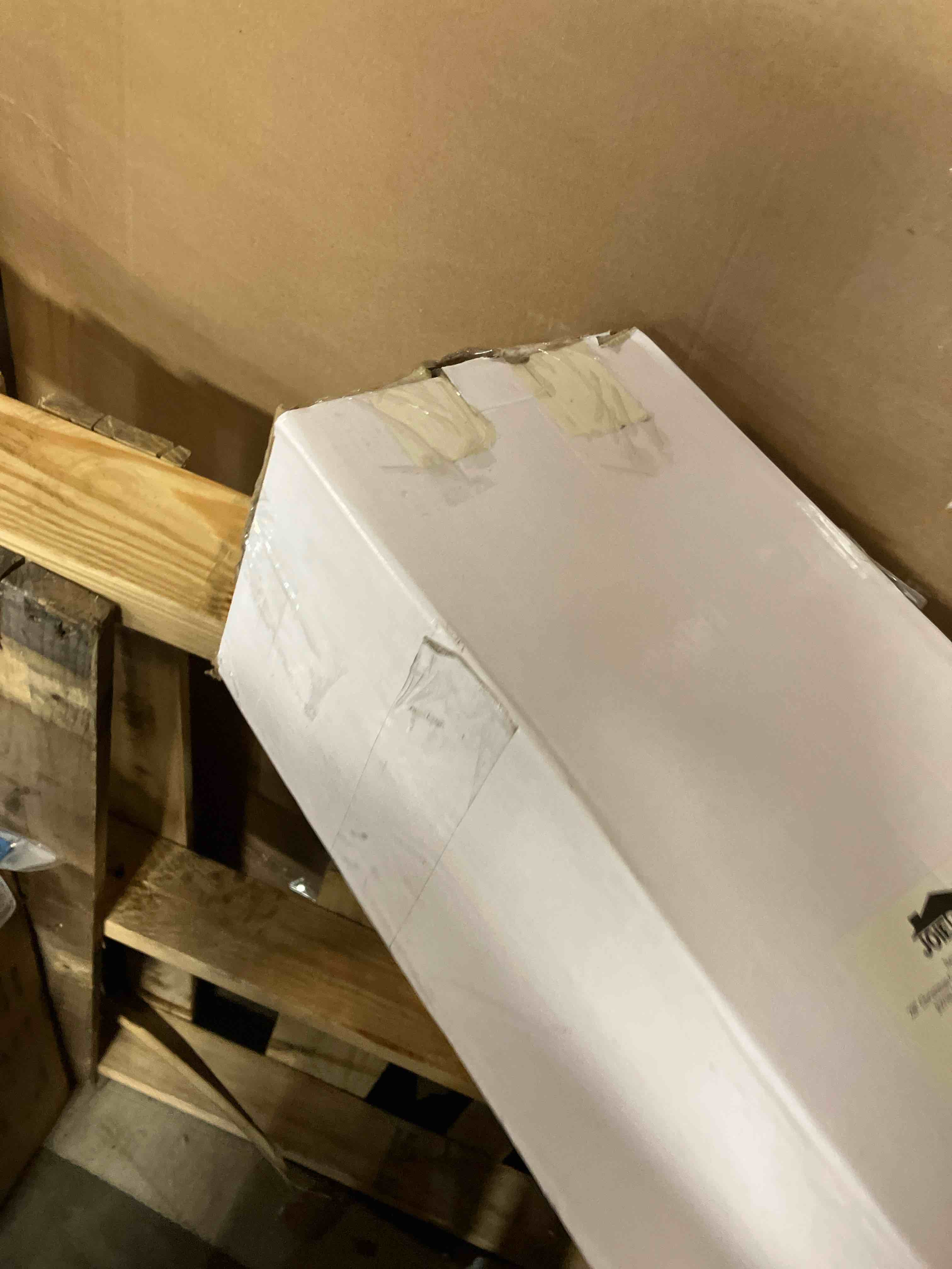 https://s3.amazonaws.com/lotting-images-prod/phillipi/BRN1934039_1750943010652.jpeg